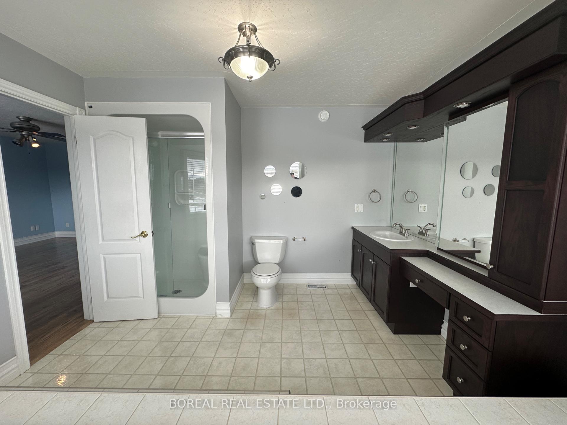 Photo 32 of 66 Huron Road, Cochrane — HOMEH