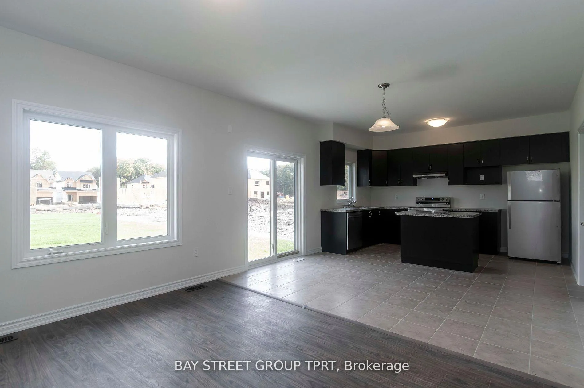 Photo 2 of 210 Beechwood Forest Lane, Gravenhurst, Muskoka (S) — HOMEH