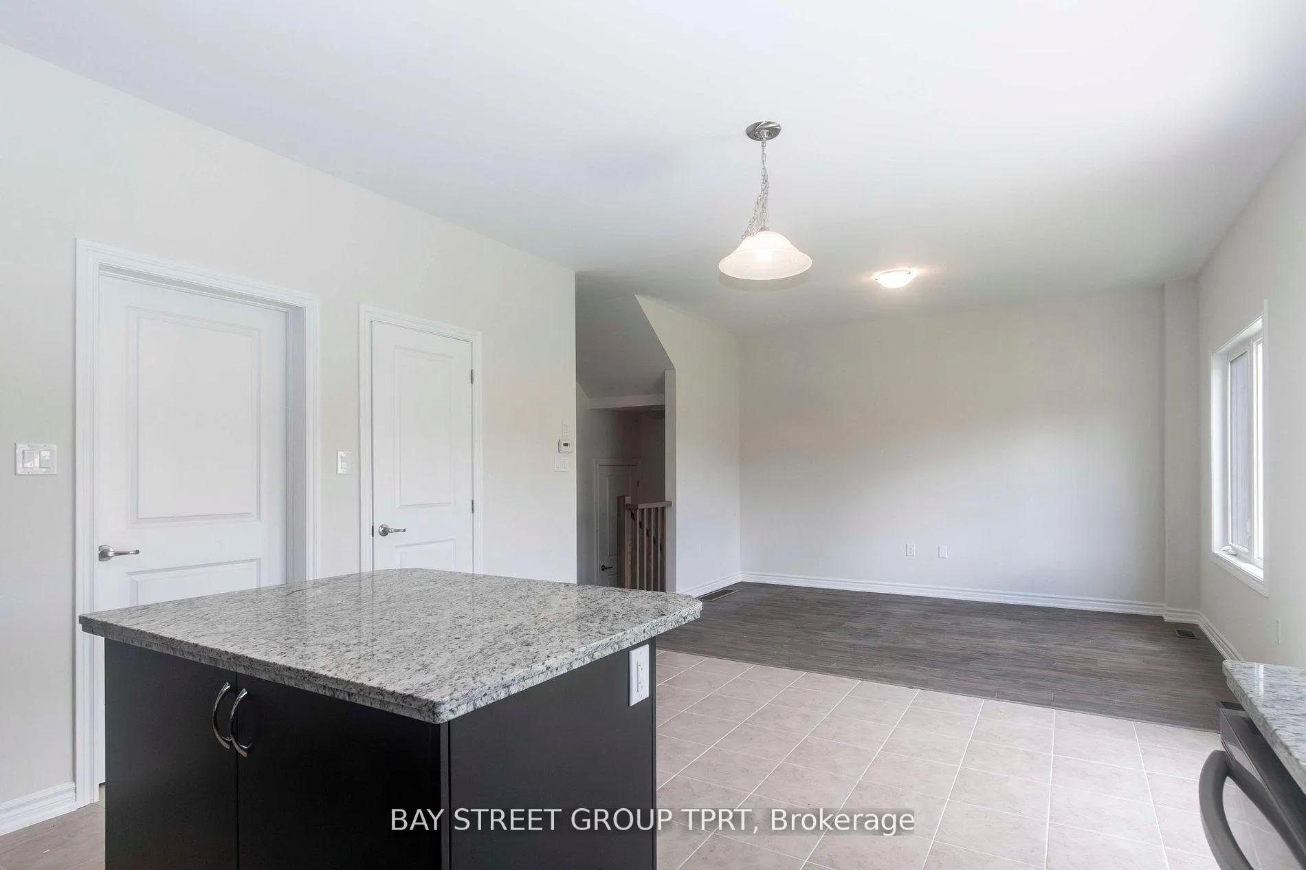 Photo 11 of 210 Beechwood Forest Lane, Gravenhurst, Muskoka (S) — HOMEH