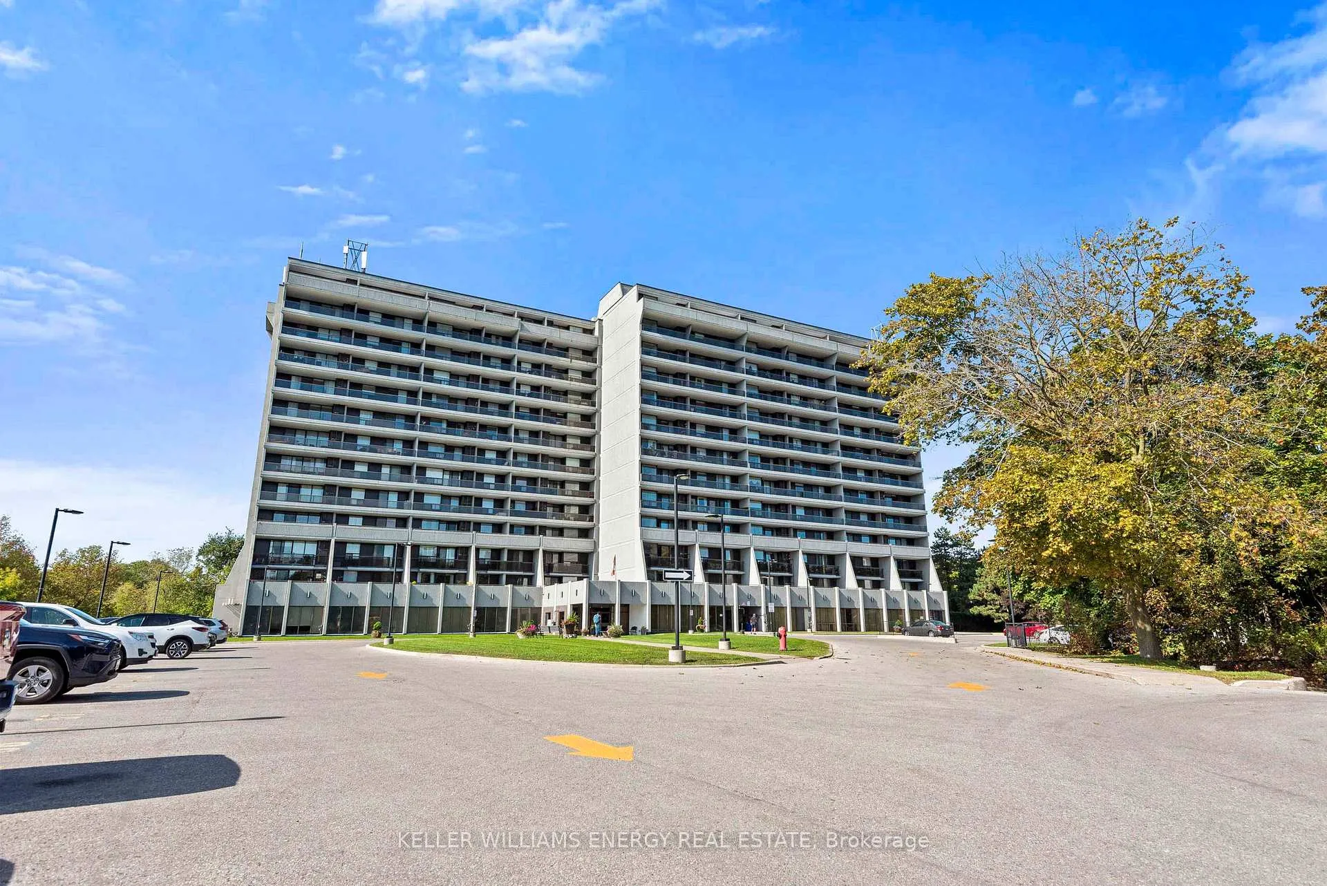 Front of Unit 1110, 92 Church Street S