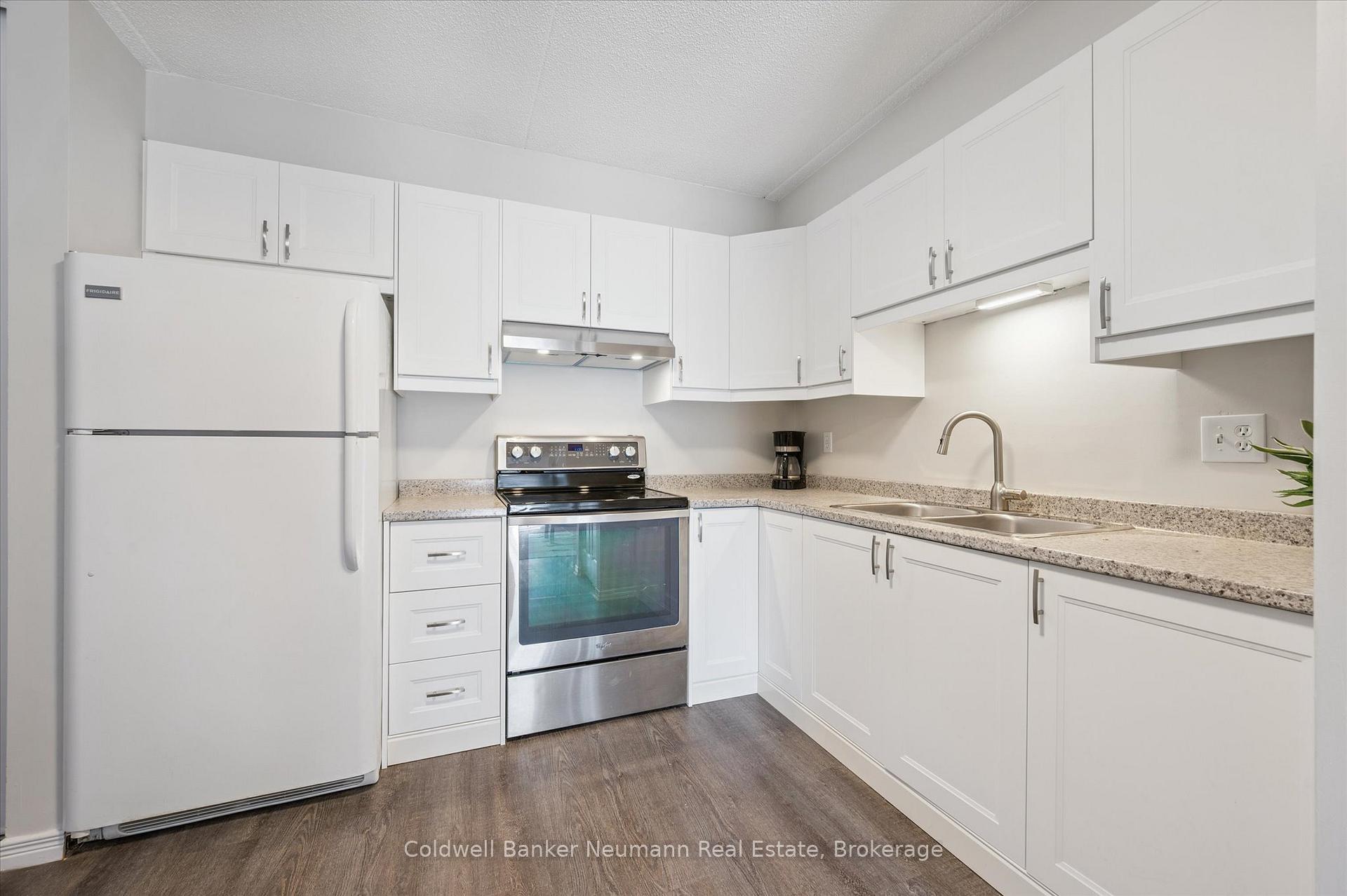 Photo 7 of Unit 204, 266 Overlea Drive, Kitchener — HOMEH