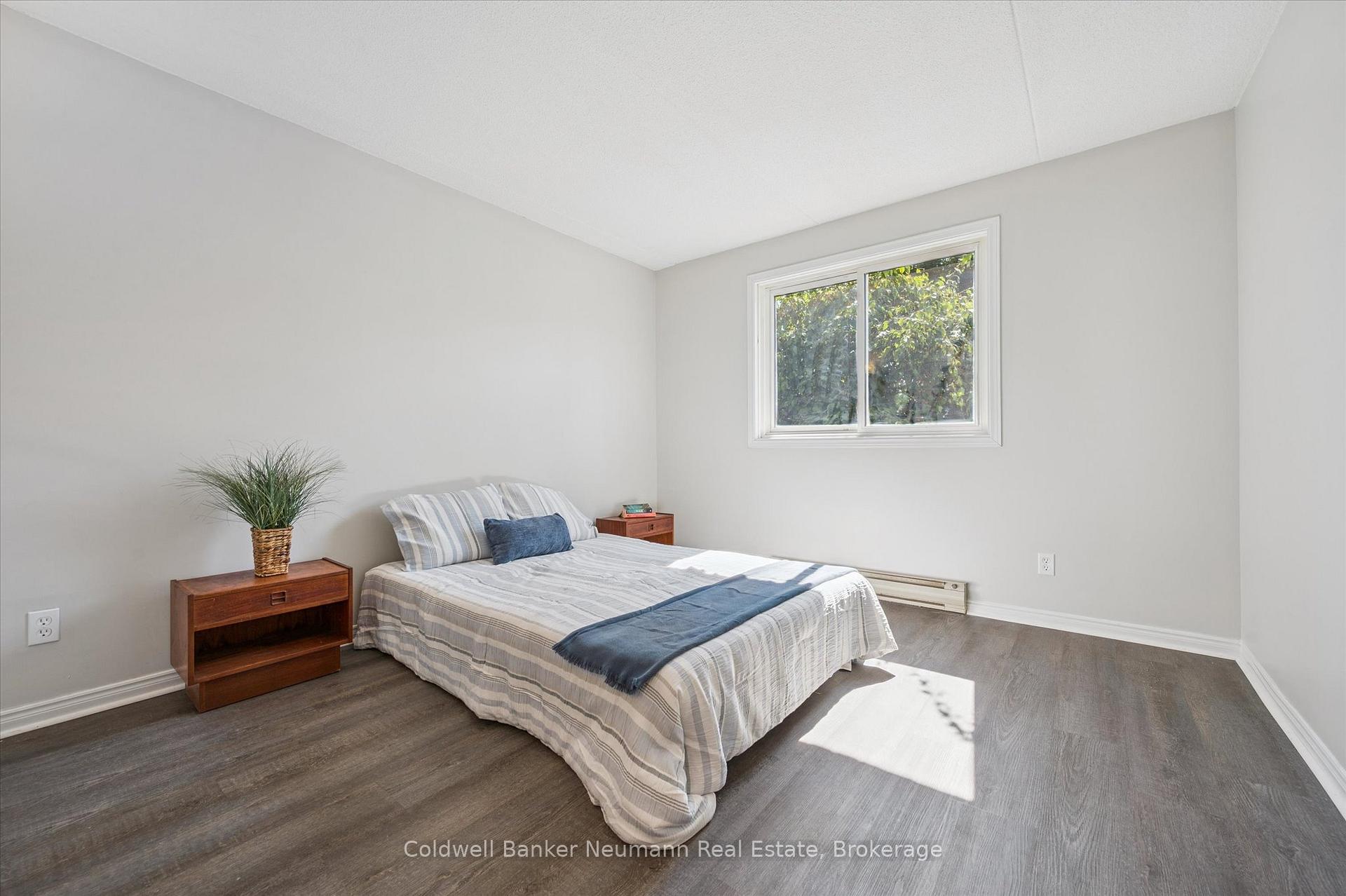 Photo 16 of Unit 204, 266 Overlea Drive, Kitchener — HOMEH