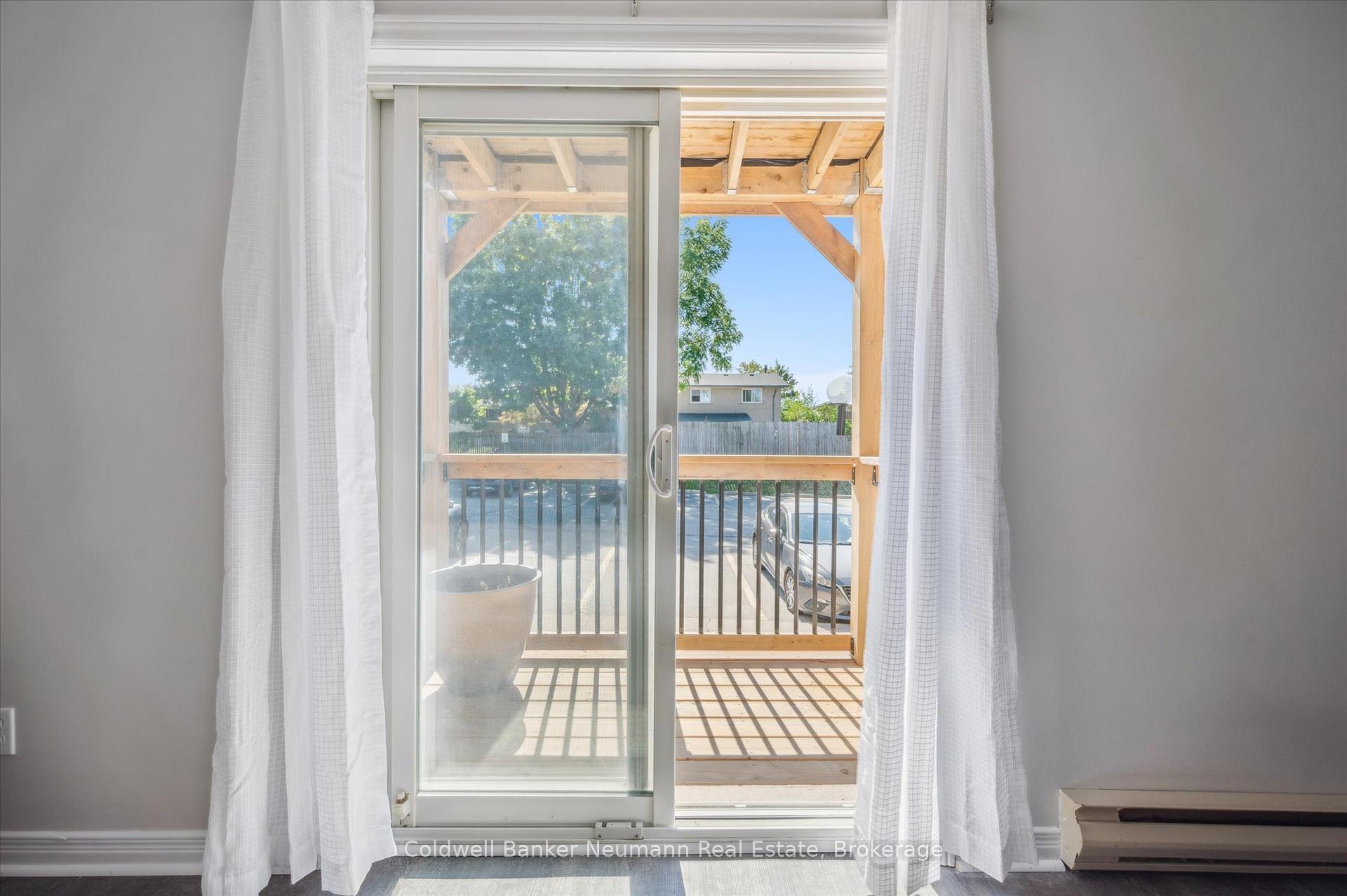 Photo 22 of Unit 204, 266 Overlea Drive, Kitchener — HOMEH