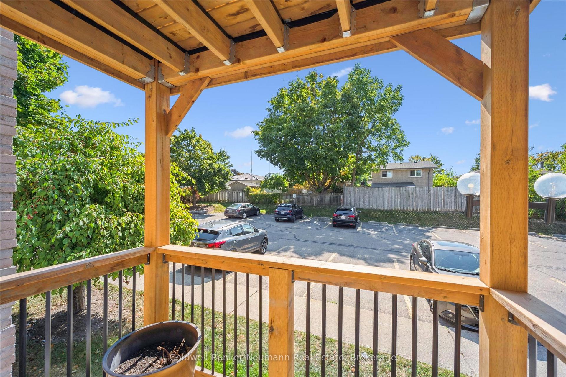 Photo 23 of Unit 204, 266 Overlea Drive, Kitchener — HOMEH