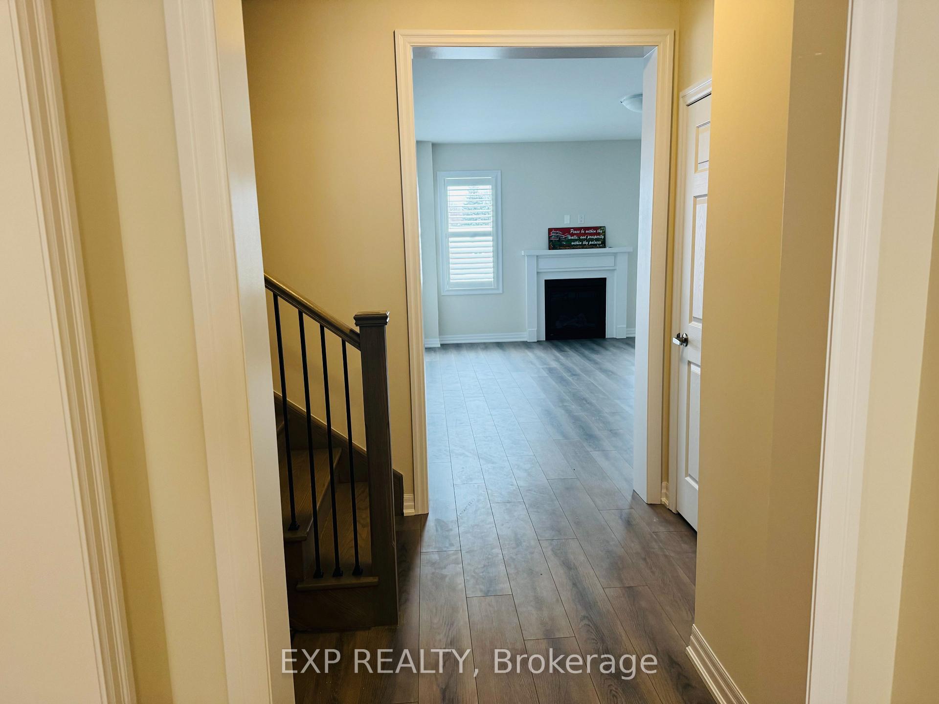 Photo 4 of 299 Quebec Street, Clearview, Stayner — HOMEH