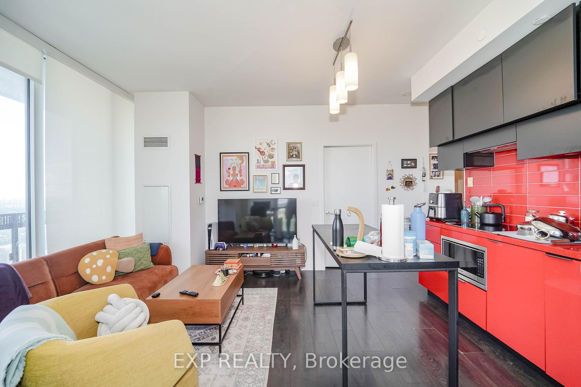 Photo 7 of Unit 5505, 8 Eglinton Avenue E, Toronto, Mount Pleasant West — HOMEH