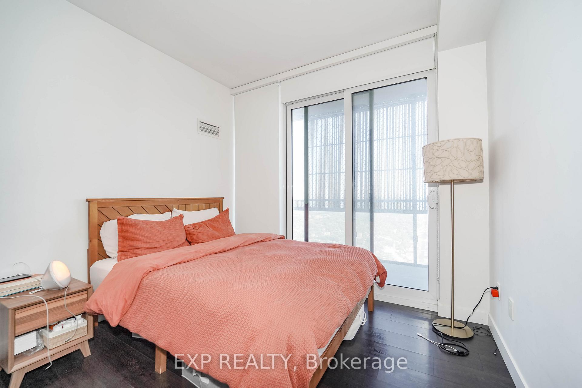 Photo 18 of Unit 5505, 8 Eglinton Avenue E, Toronto, Mount Pleasant West — HOMEH