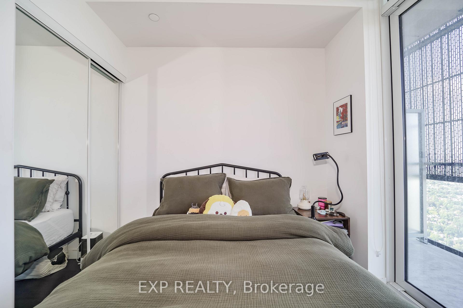 Photo 21 of Unit 5505, 8 Eglinton Avenue E, Toronto, Mount Pleasant West — HOMEH