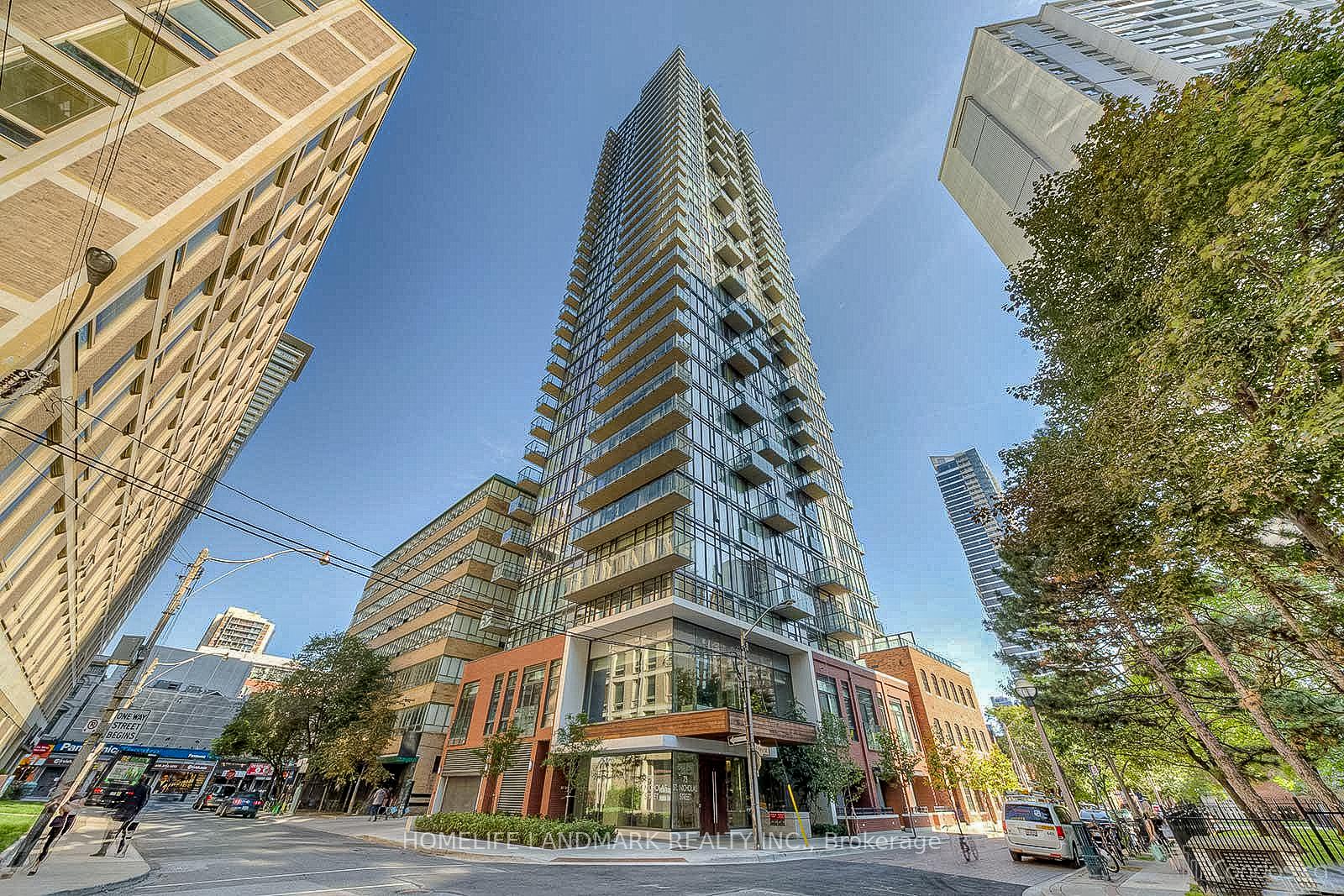 Front of Unit 302, 75 St Nicholas Street