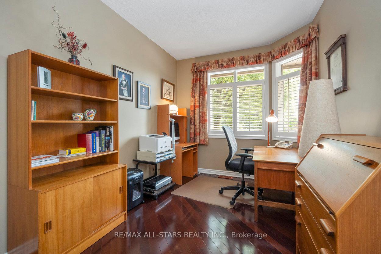 Photo 17 of 14 Kingfisher Cove Way, Markham, Greensborough — HOMEH