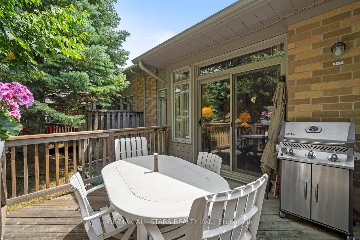 Photo 31 of 14 Kingfisher Cove Way, Markham, Greensborough — HOMEH