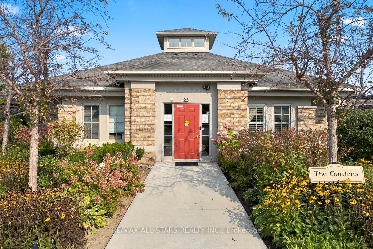 Photo 46 of 14 Kingfisher Cove Way, Markham, Greensborough — HOMEH