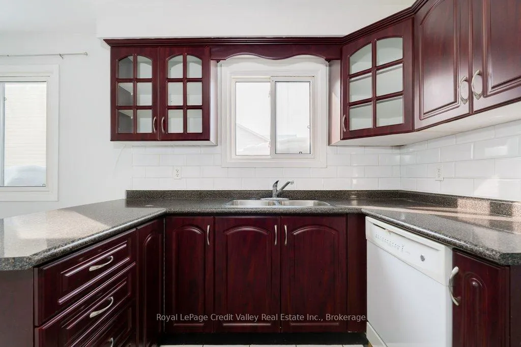 Photo 5 of 376 Hansen Road N, Brampton, Madoc — HOMEH