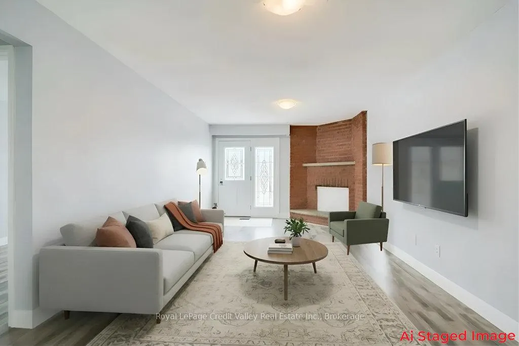 Photo 30 of 376 Hansen Road N, Brampton, Madoc — HOMEH