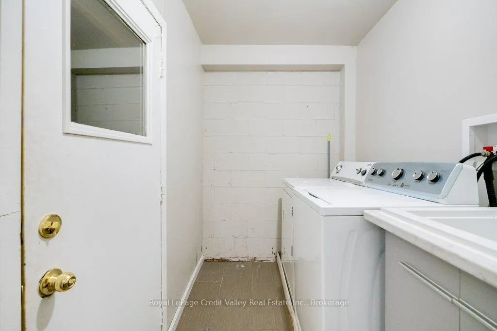 Photo 36 of 376 Hansen Road N, Brampton, Madoc — HOMEH