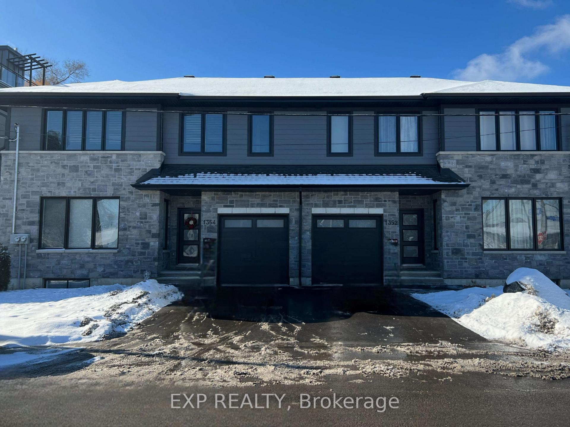 Front of Unit B, 1354 Louis Lane
