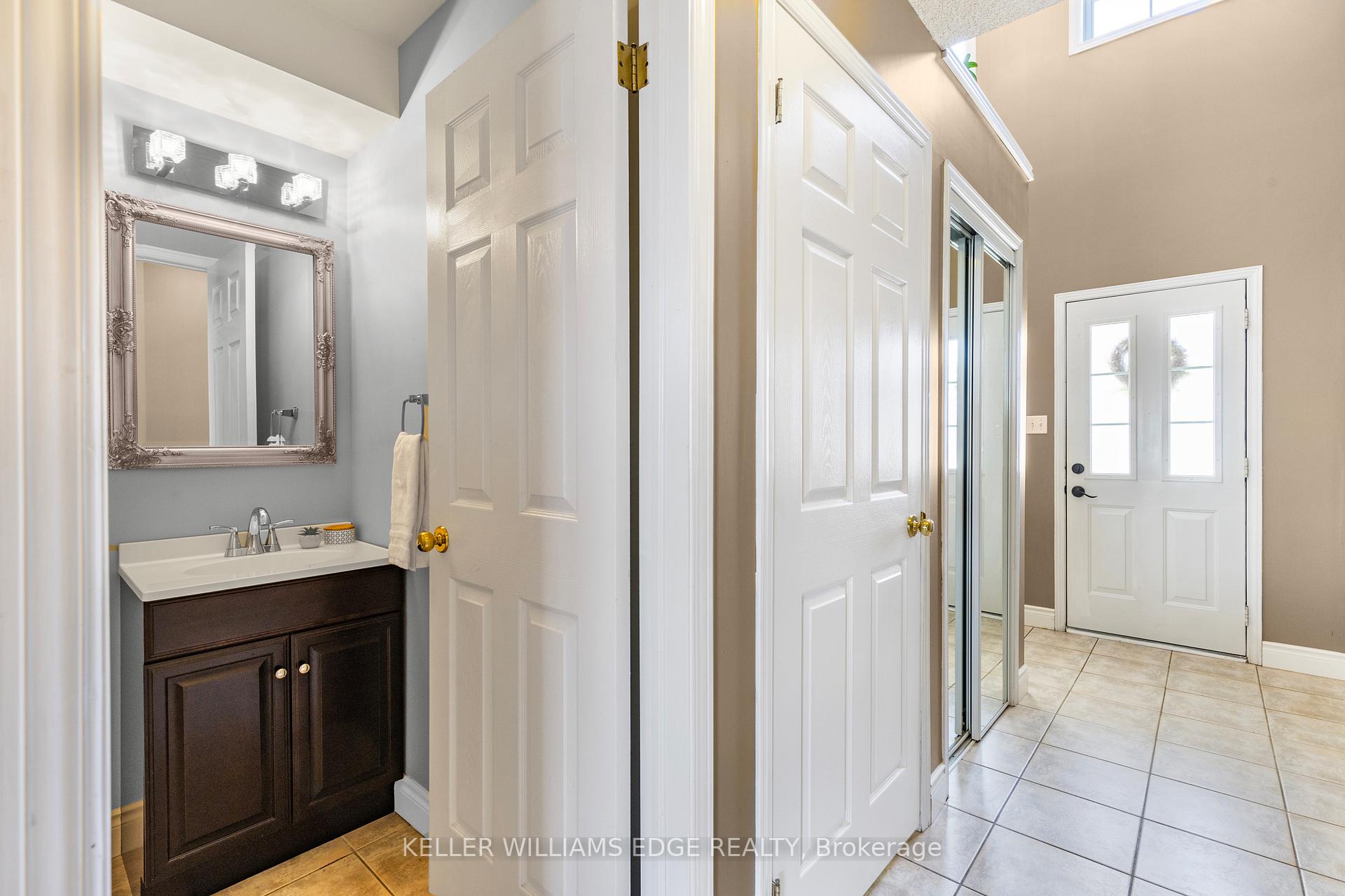 Photo 6 of Unit Unit 40, 104 Frances Avenue, Hamilton, Lakeshore — HOMEH