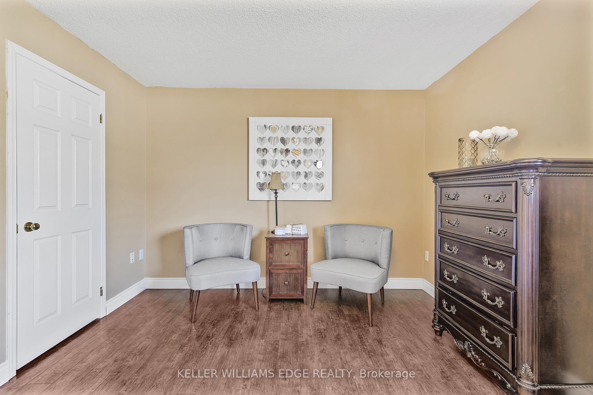 Photo 18 of Unit Unit 40, 104 Frances Avenue, Hamilton, Lakeshore — HOMEH
