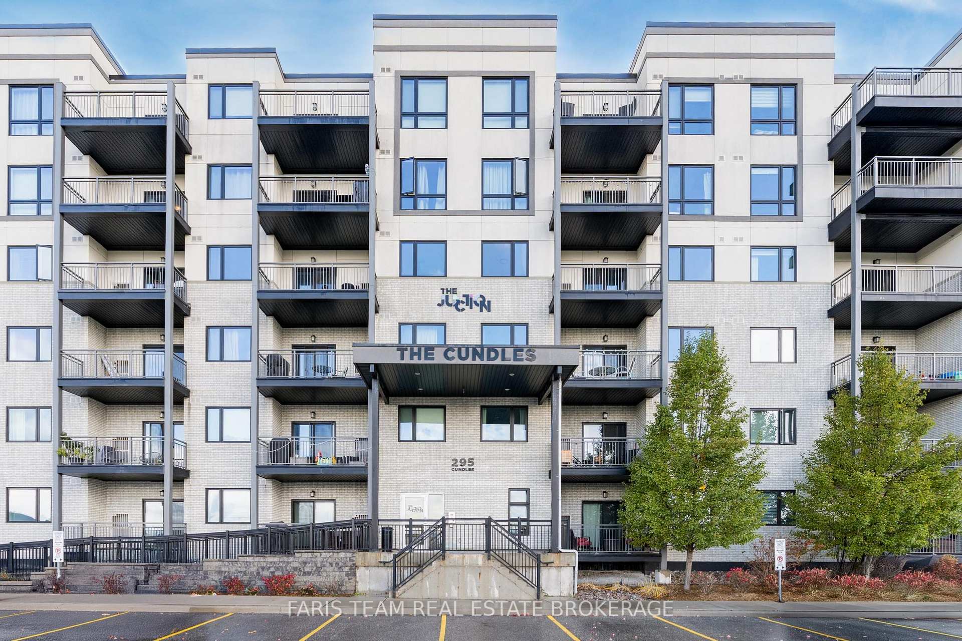 Photo 2 of Unit 403, 295 Cundles Road E, Barrie, Alliance — HOMEH