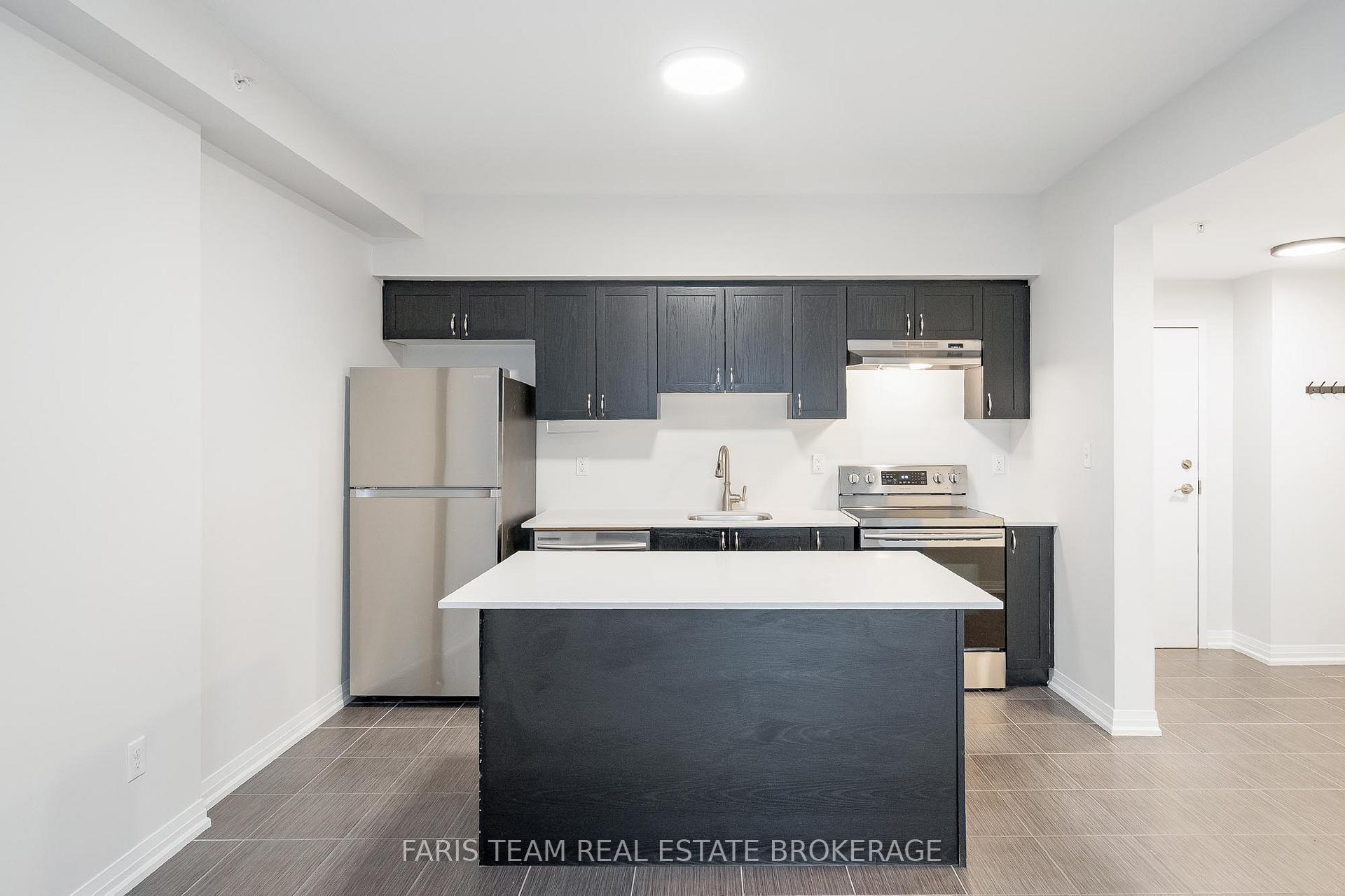 Photo 7 of Unit 403, 295 Cundles Road E, Barrie, Alliance — HOMEH