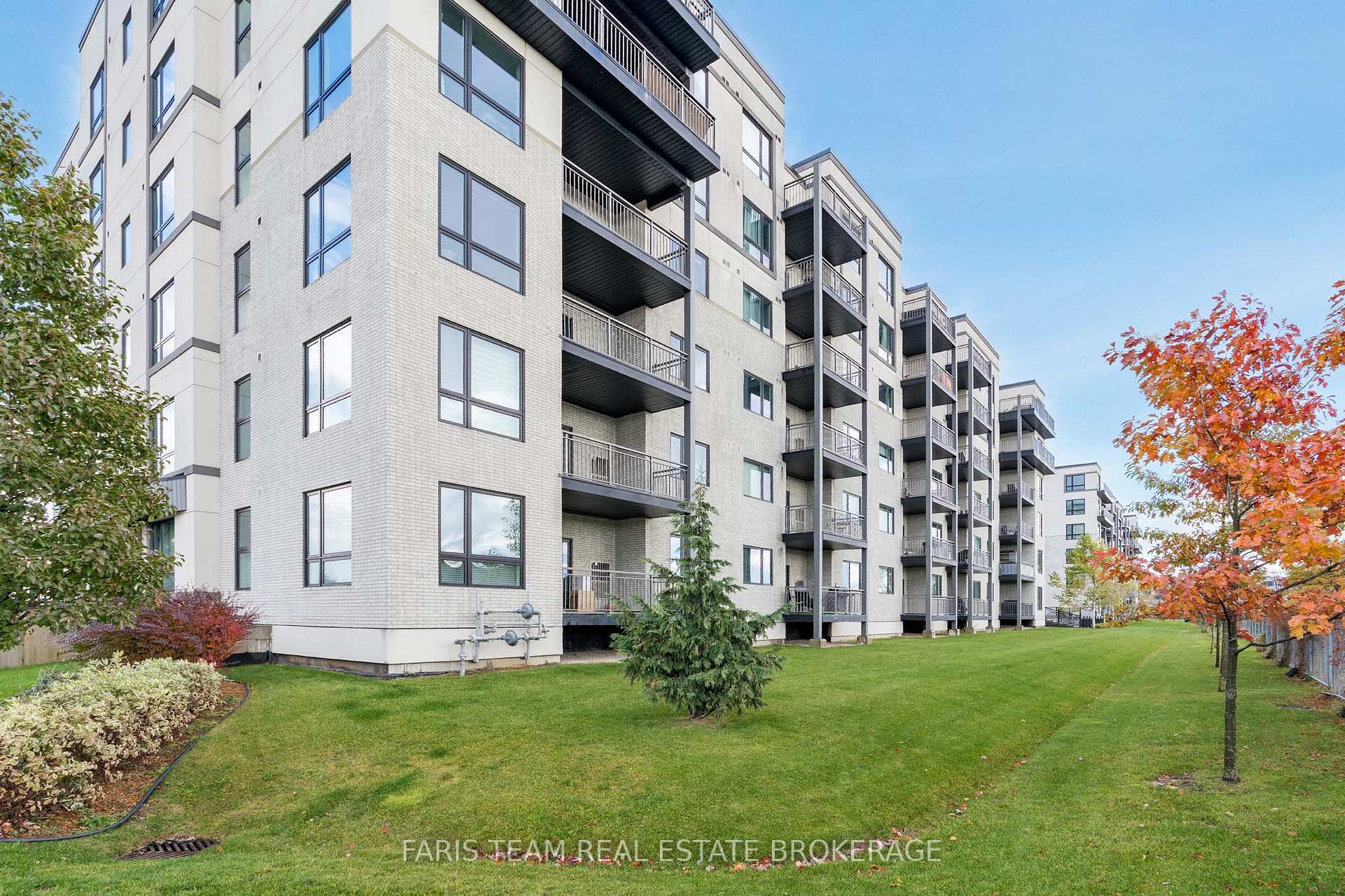 Photo 31 of Unit 403, 295 Cundles Road E, Barrie, Alliance — HOMEH