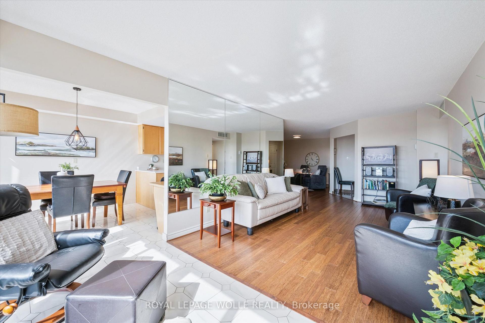Photo 13 of Unit 903, 4 Willow Street, Waterloo — HOMEH