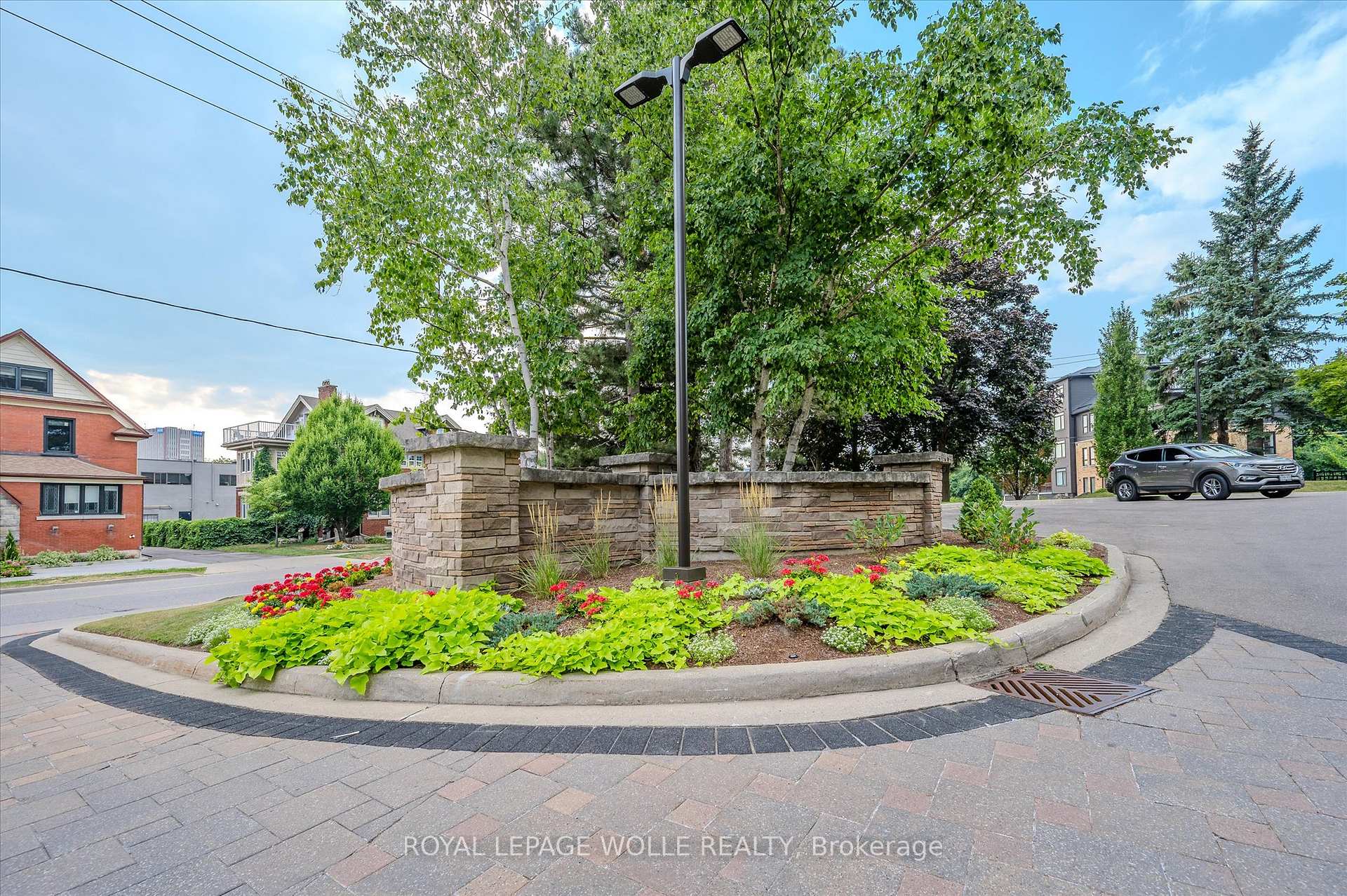 Photo 38 of Unit 903, 4 Willow Street, Waterloo — HOMEH