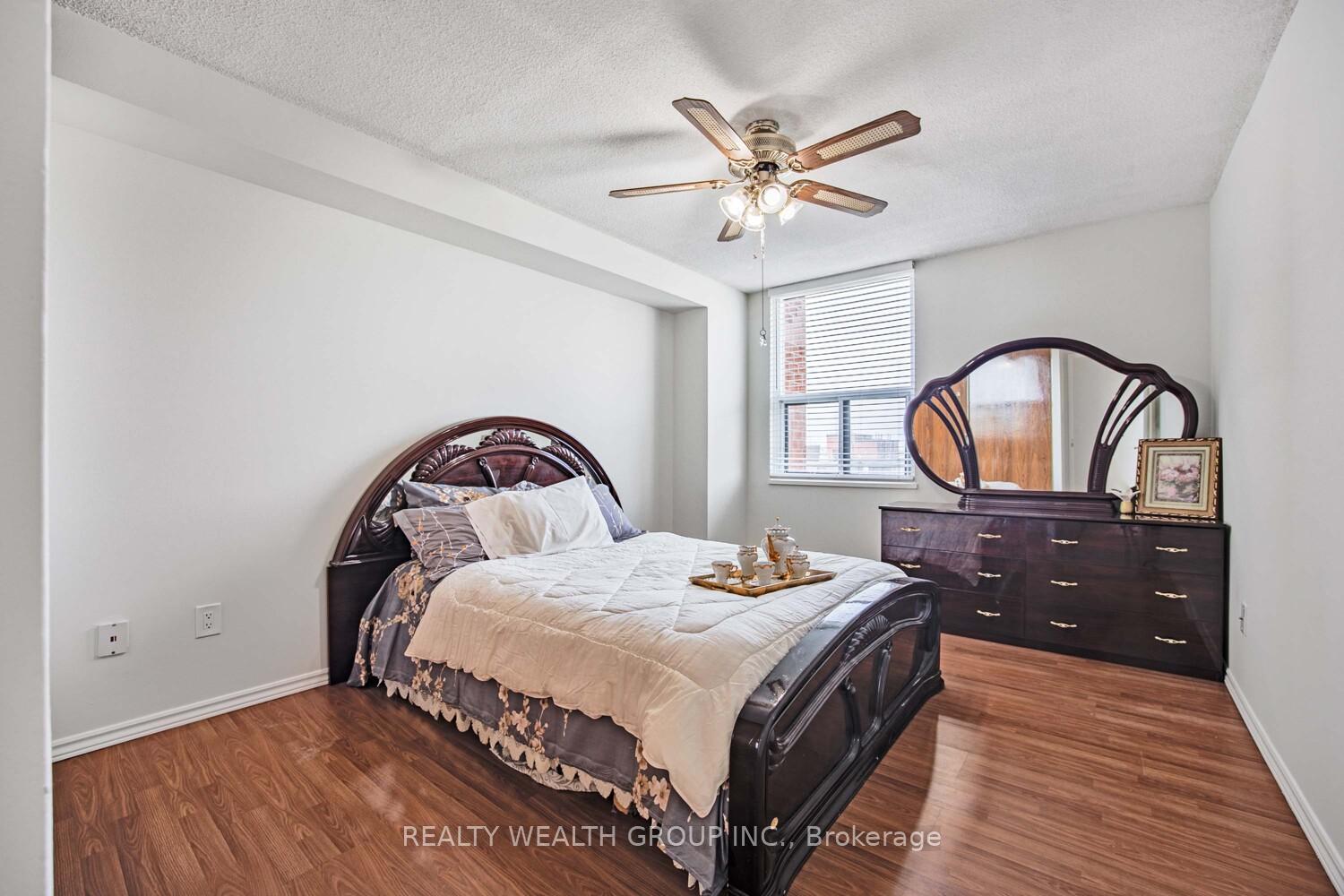 Photo 11 of Unit #1105, 90 Ling Road, Scarborough, West Hill — HOMEH