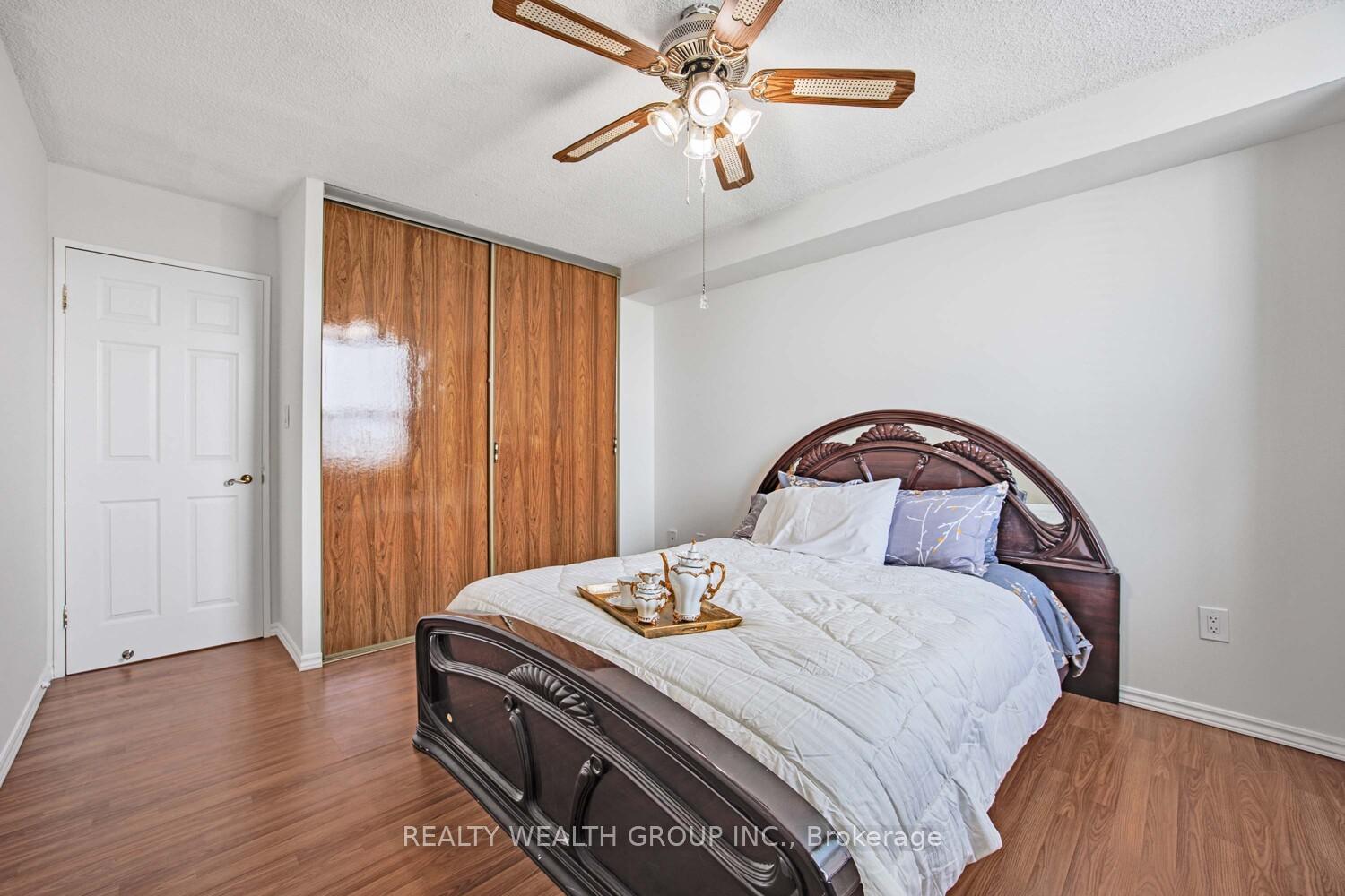 Photo 12 of Unit #1105, 90 Ling Road, Scarborough, West Hill — HOMEH
