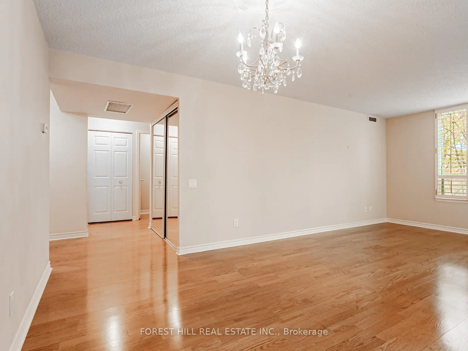 Photo 12 of Unit 310, 8 Covington Road, Toronto, Englemount-Lawrence — HOMEH