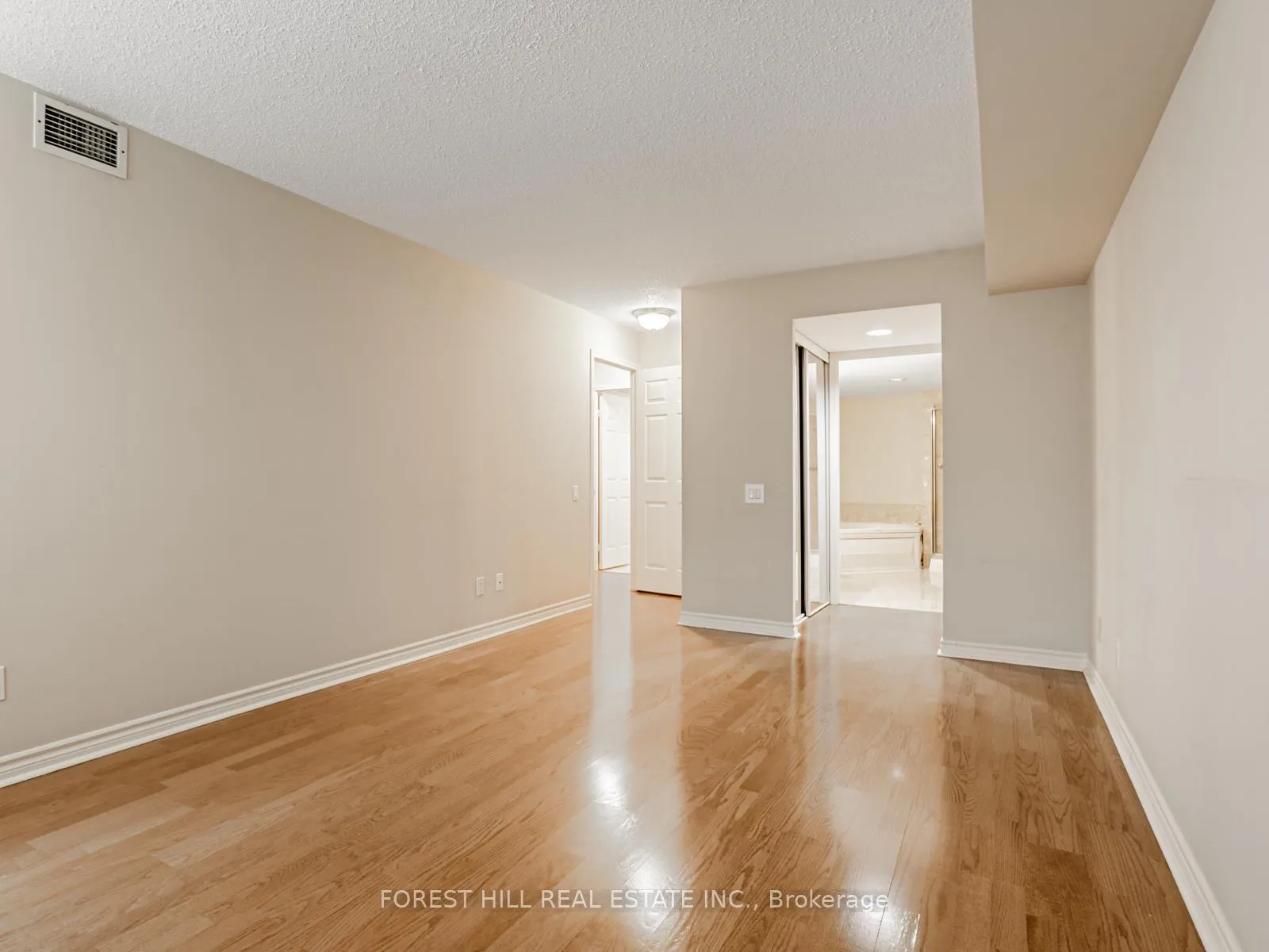 Photo 23 of Unit 310, 8 Covington Road, Toronto, Englemount-Lawrence — HOMEH