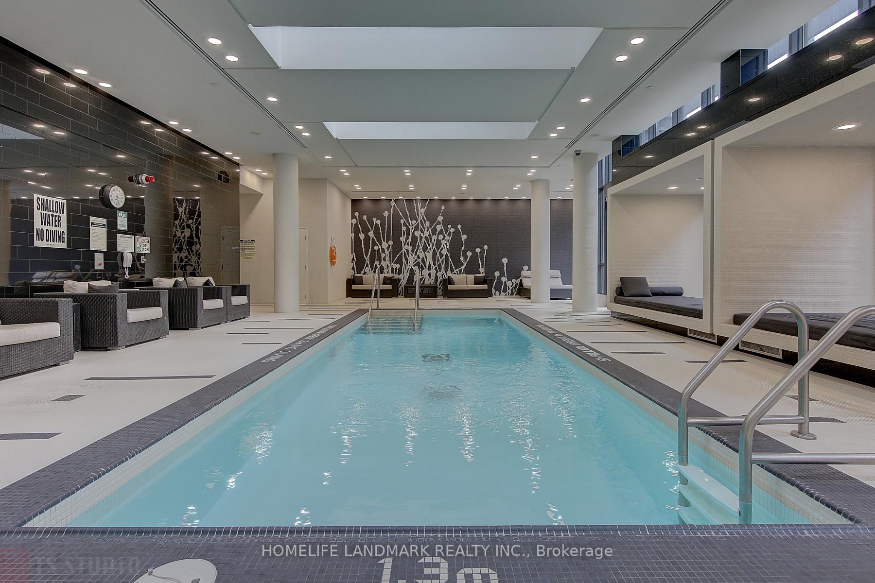 Photo 9 of Unit 1504, 770 Bay Street, Toronto, Bay Street Corridor — HOMEH