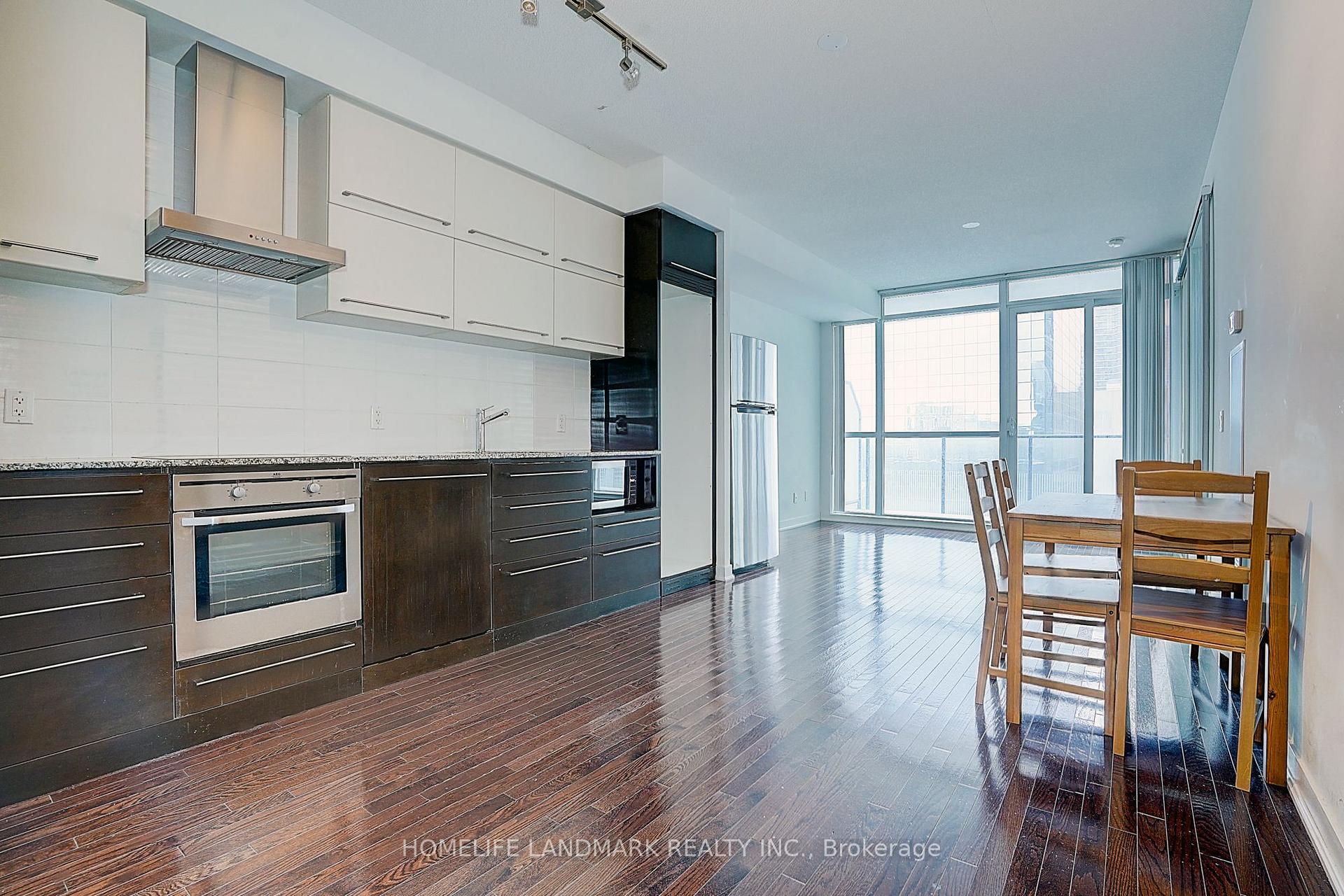 Photo 15 of Unit 1504, 770 Bay Street, Toronto, Bay Street Corridor — HOMEH