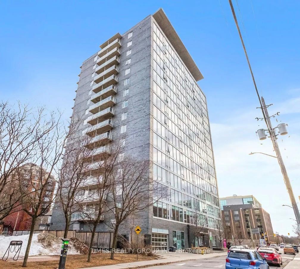 Front of Unit 1109, 300 Lisgar Street