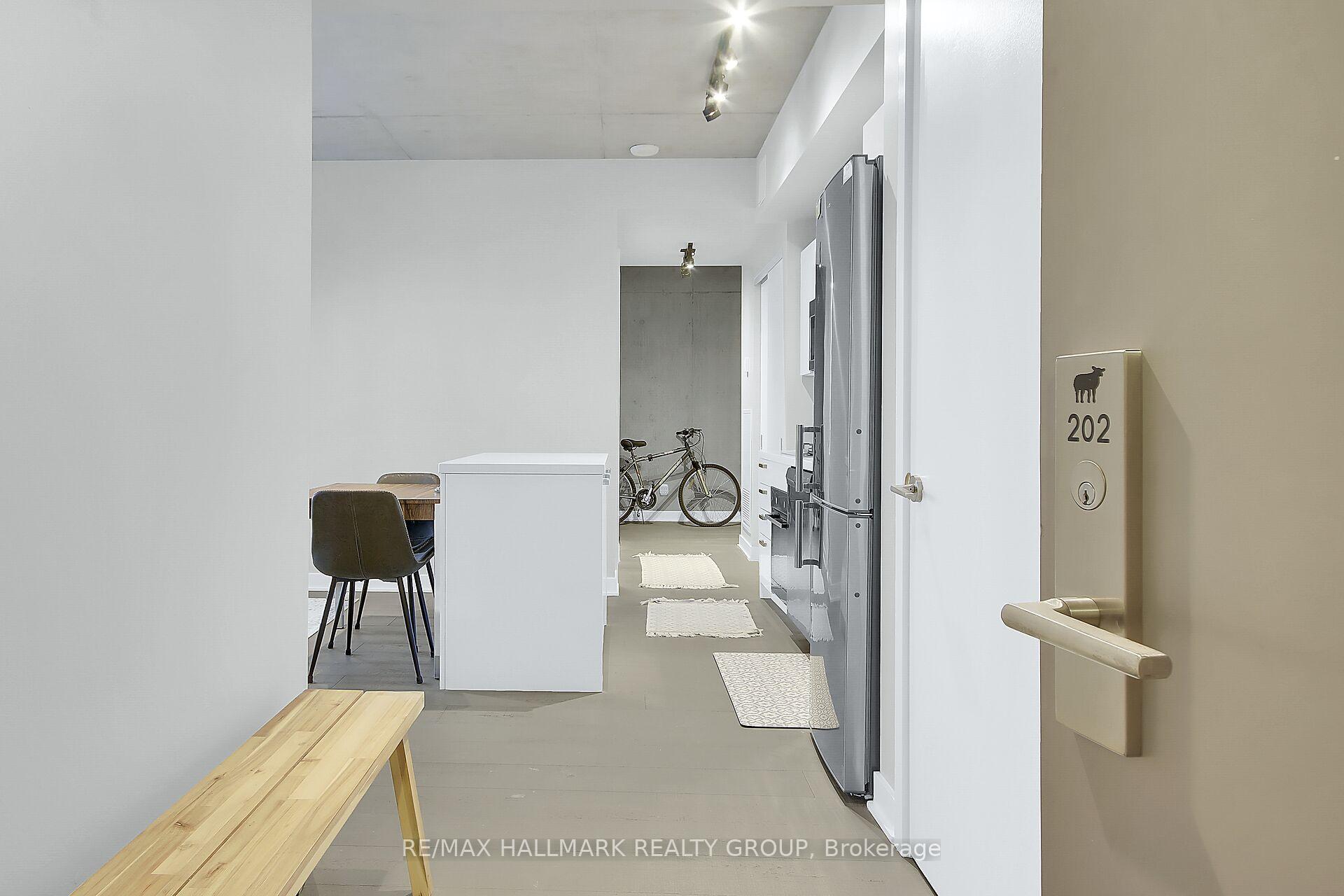 Photo 7 of Unit 202, 203 Catherine Street, Ottawa, Ottawa Centre — HOMEH