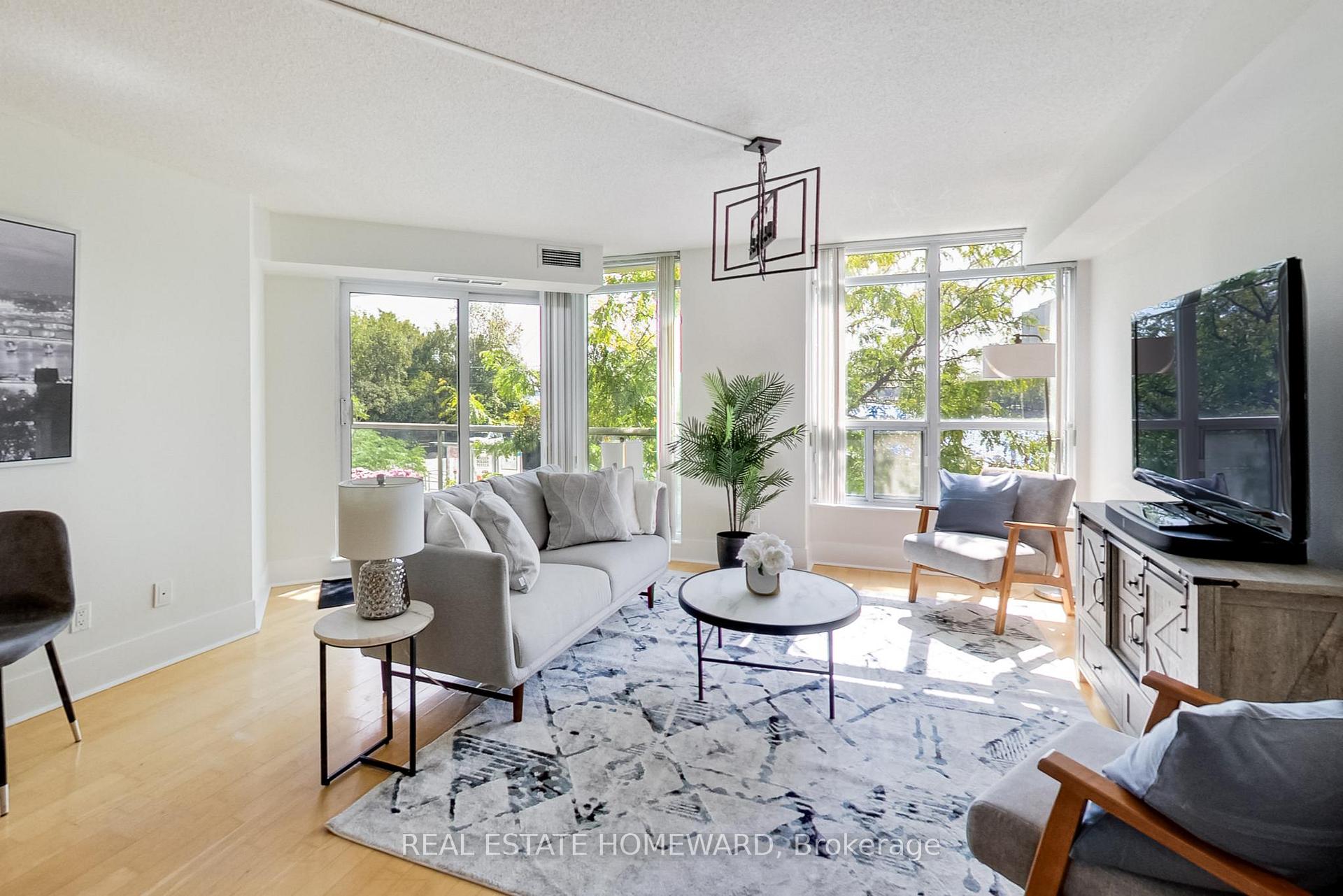 Photo 12 of Unit 201, 550 Queens Quay W, Toronto, Waterfront Communities — HOMEH