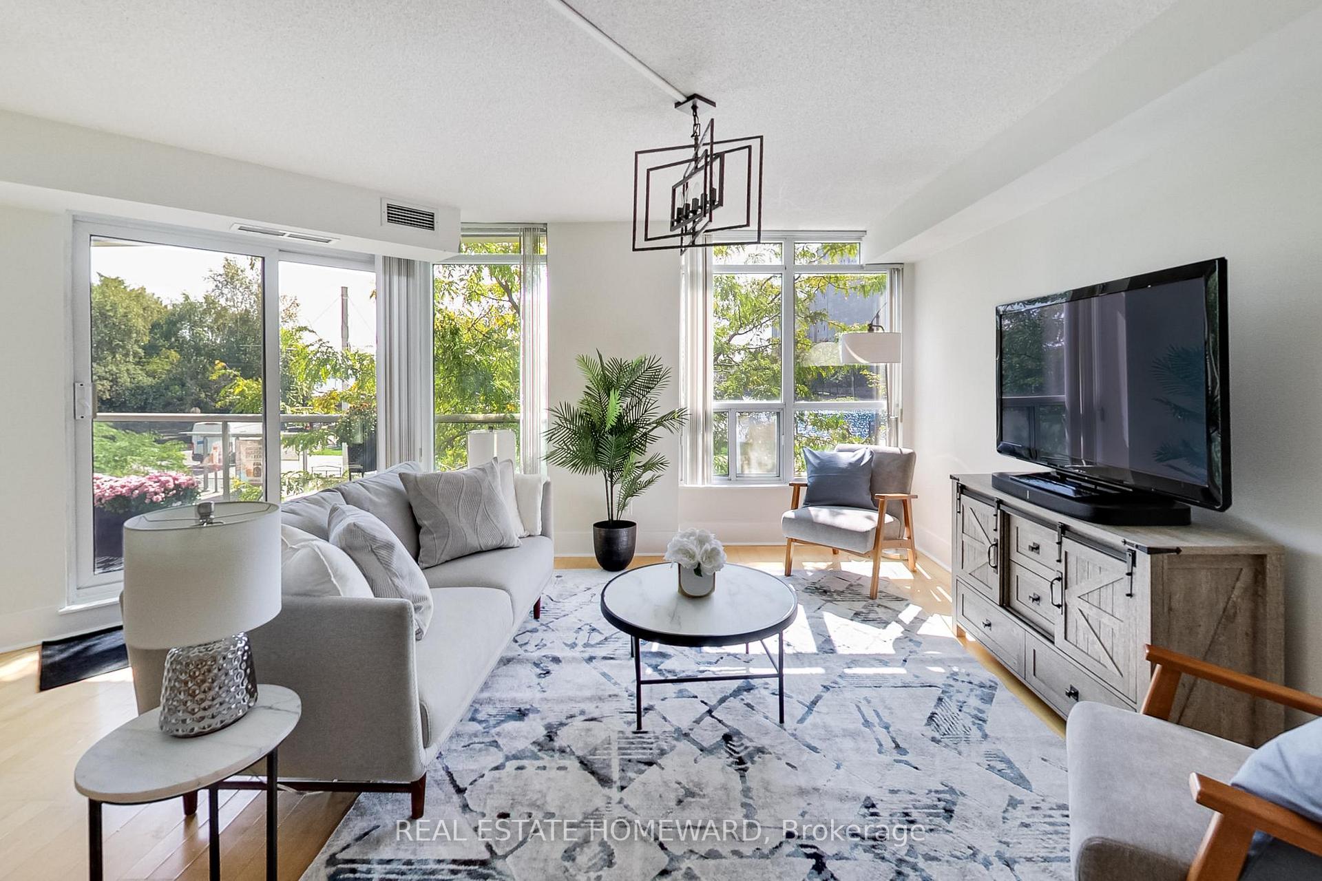 Photo 14 of Unit 201, 550 Queens Quay W, Toronto, Waterfront Communities — HOMEH