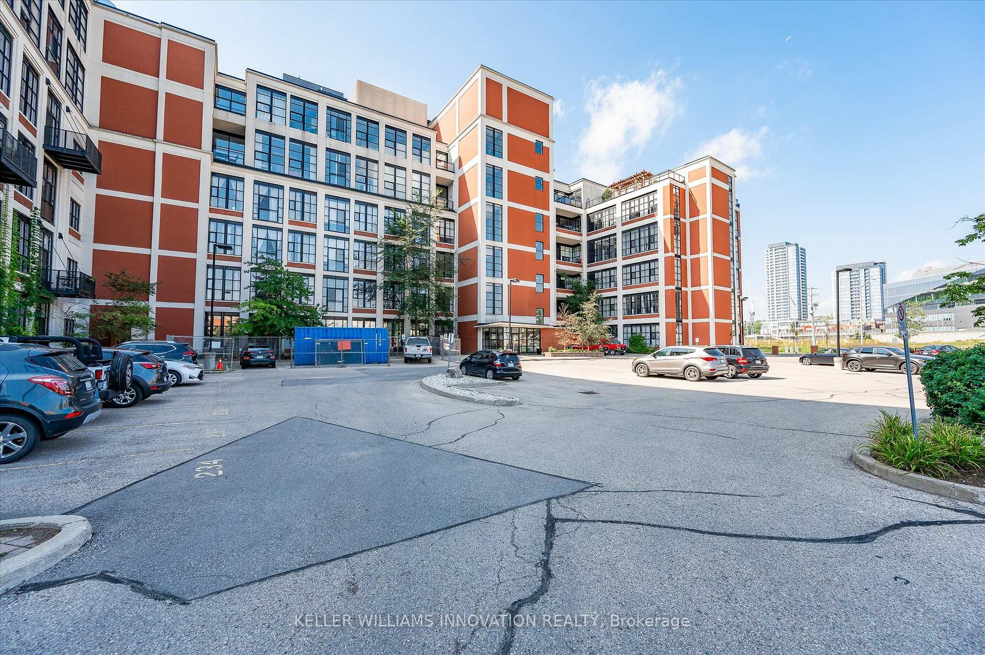 Photo 2 of Unit 116, 410 King Street W, Kitchener, City Commercial Core — HOMEH