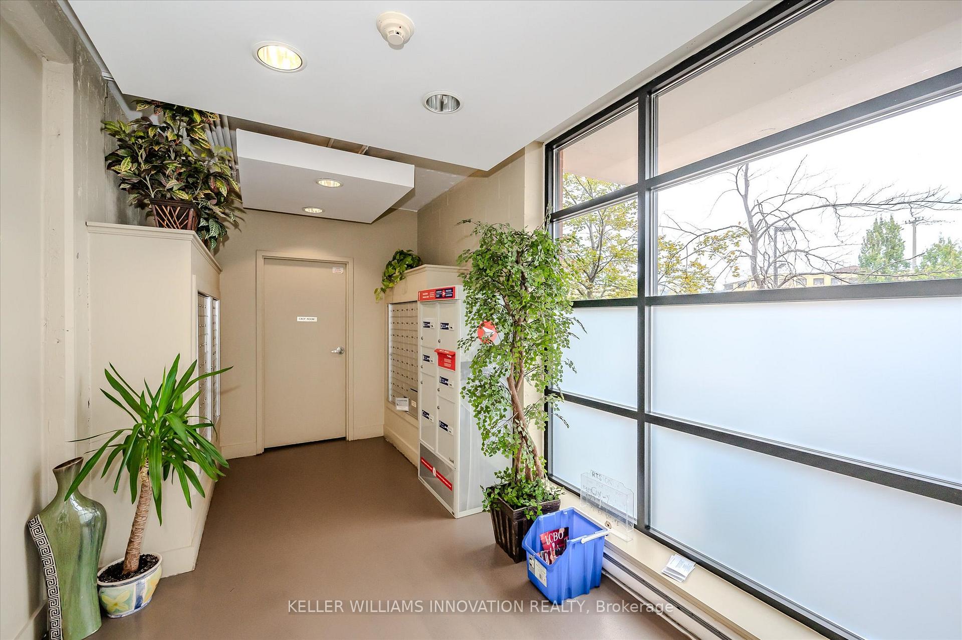 Photo 6 of Unit 116, 410 King Street W, Kitchener, City Commercial Core — HOMEH