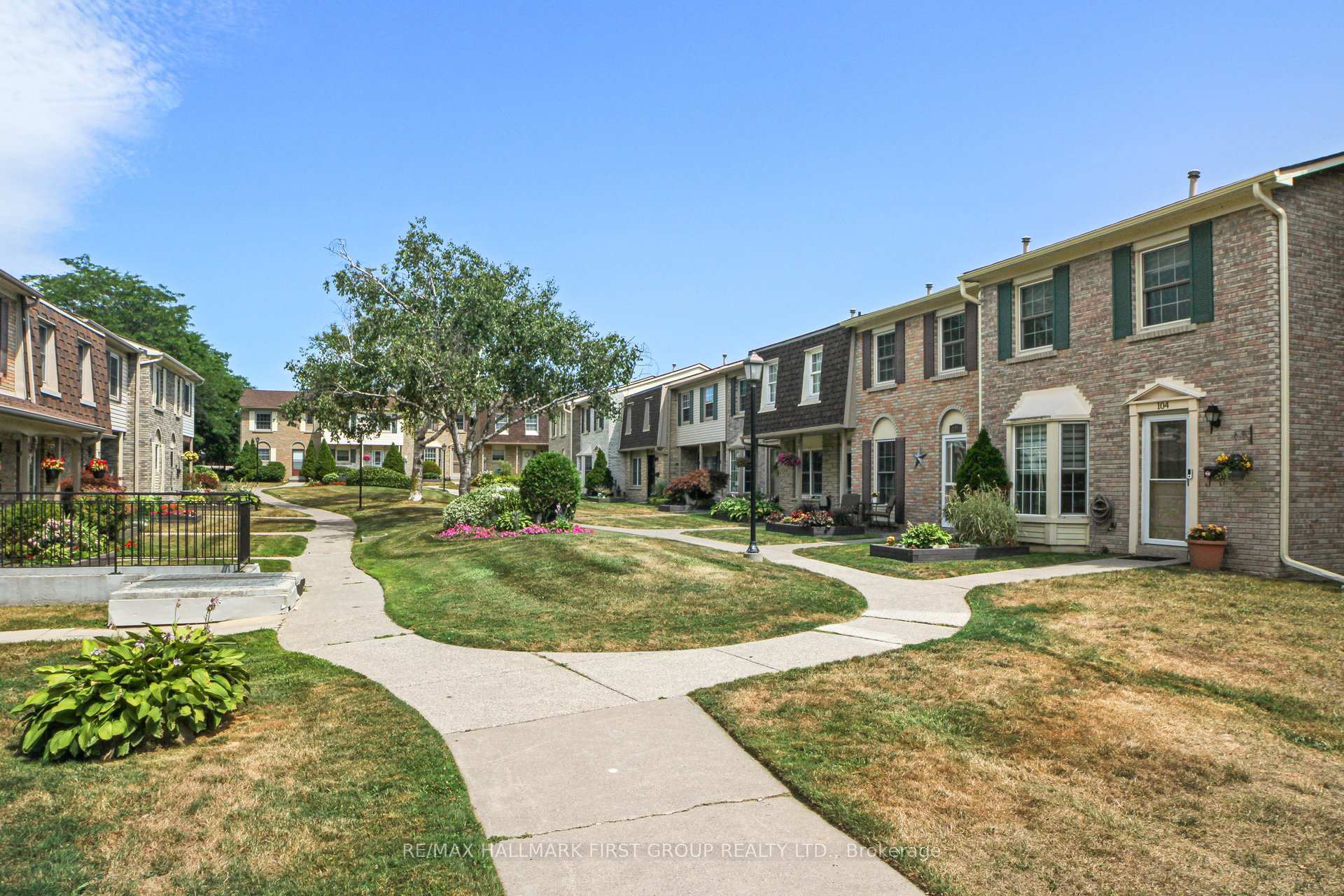 Photo 1 of Unit 105, 580 Eyer Drive, Pickering, West Shore — HOMEH