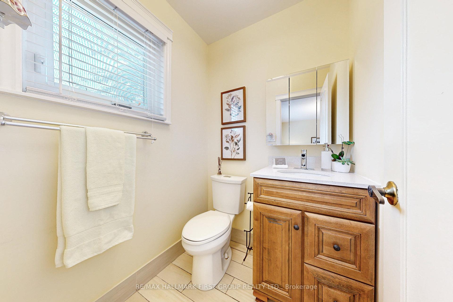 Photo 25 of Unit 105, 580 Eyer Drive, Pickering, West Shore — HOMEH