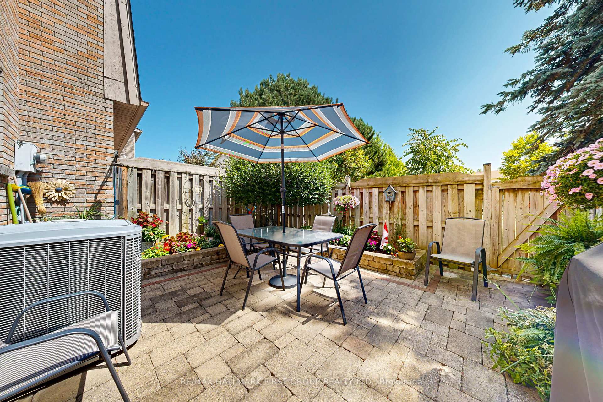 Photo 37 of Unit 105, 580 Eyer Drive, Pickering, West Shore — HOMEH