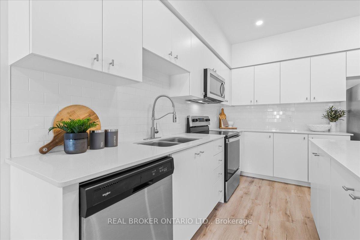 Photo 11 of Unit 3, 110 Fergus Avenue, Kitchener — HOMEH