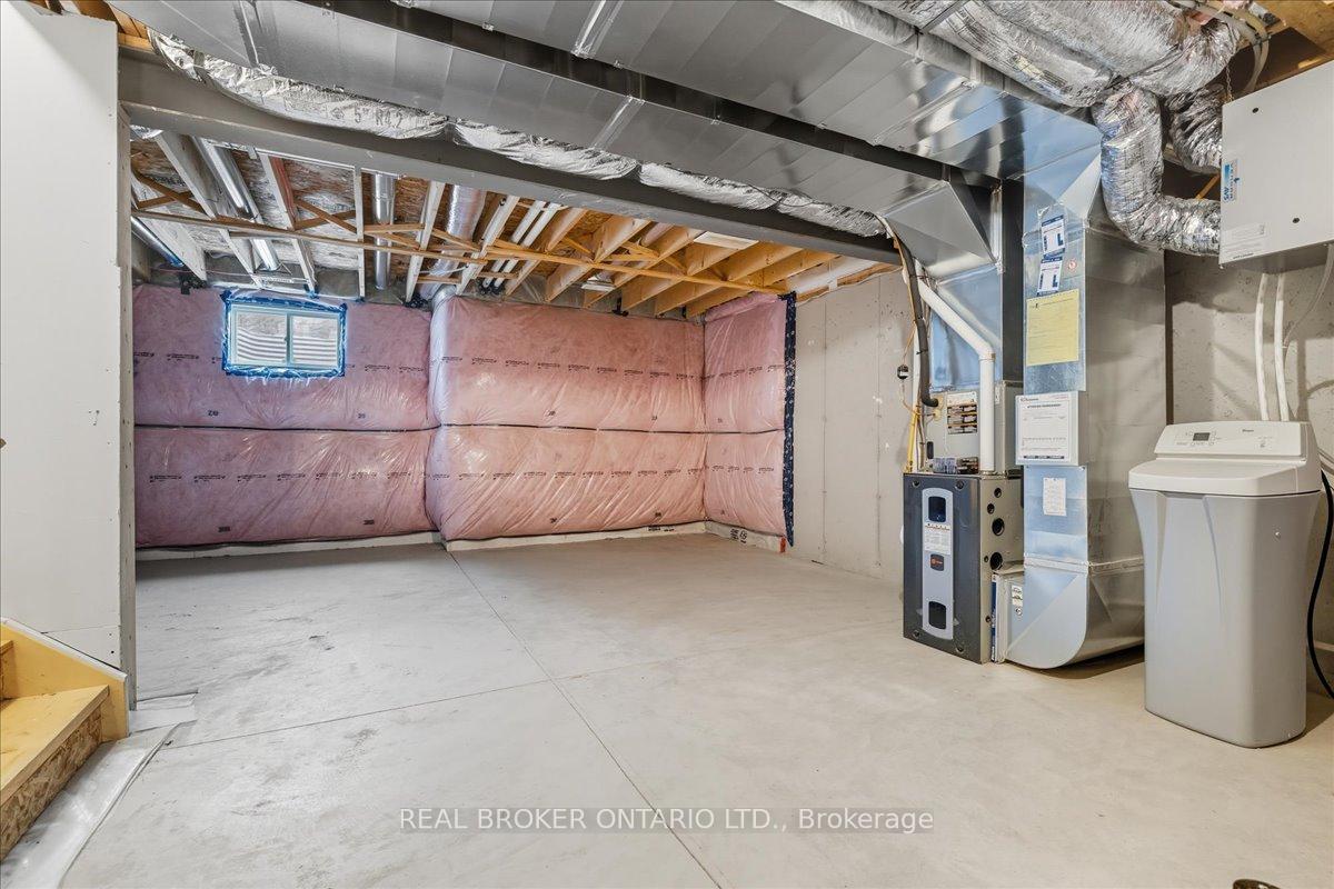 Photo 31 of Unit 3, 110 Fergus Avenue, Kitchener — HOMEH