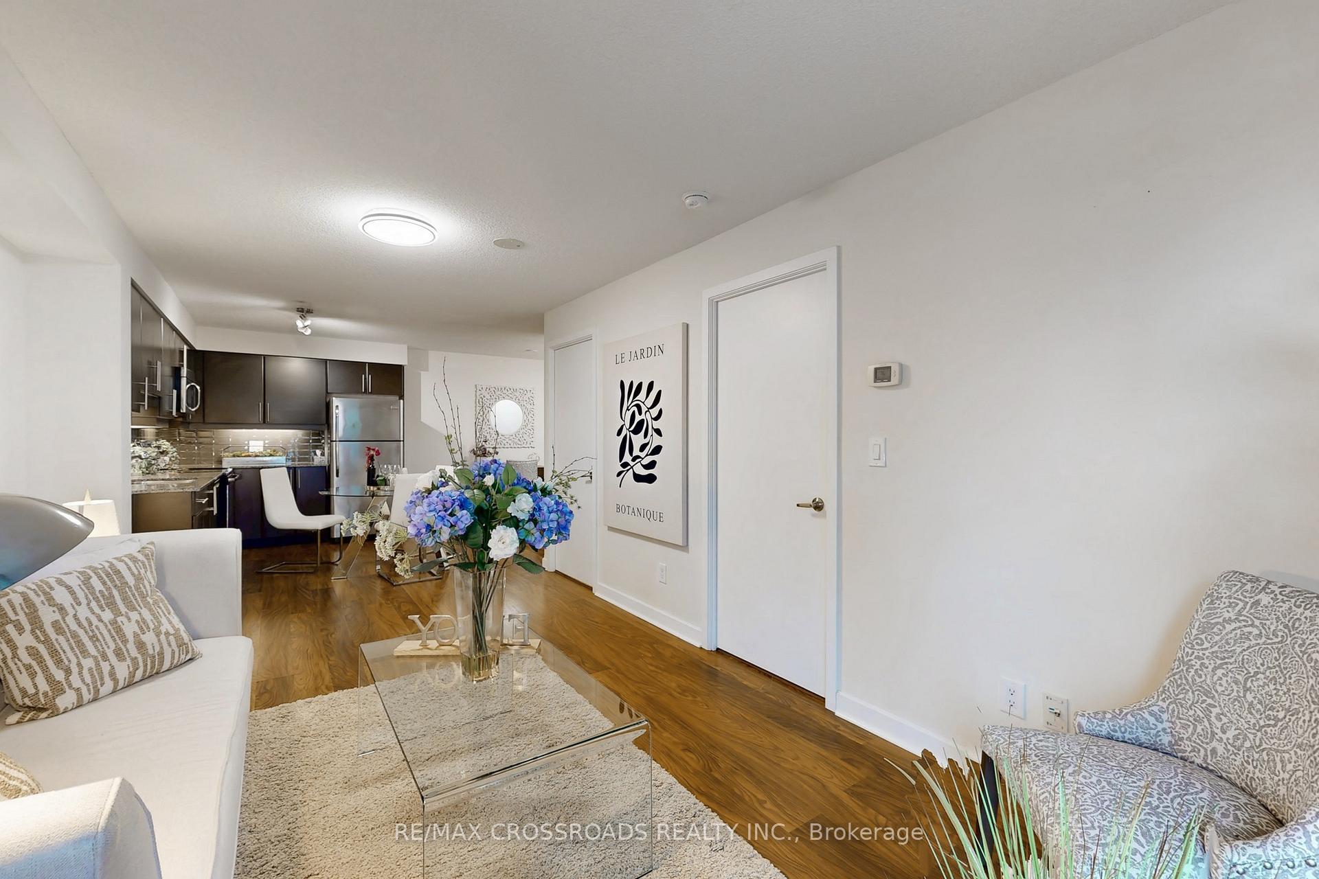 Photo 6 of Unit 813, 33 Bay Street, Toronto, Waterfront Communities — HOMEH