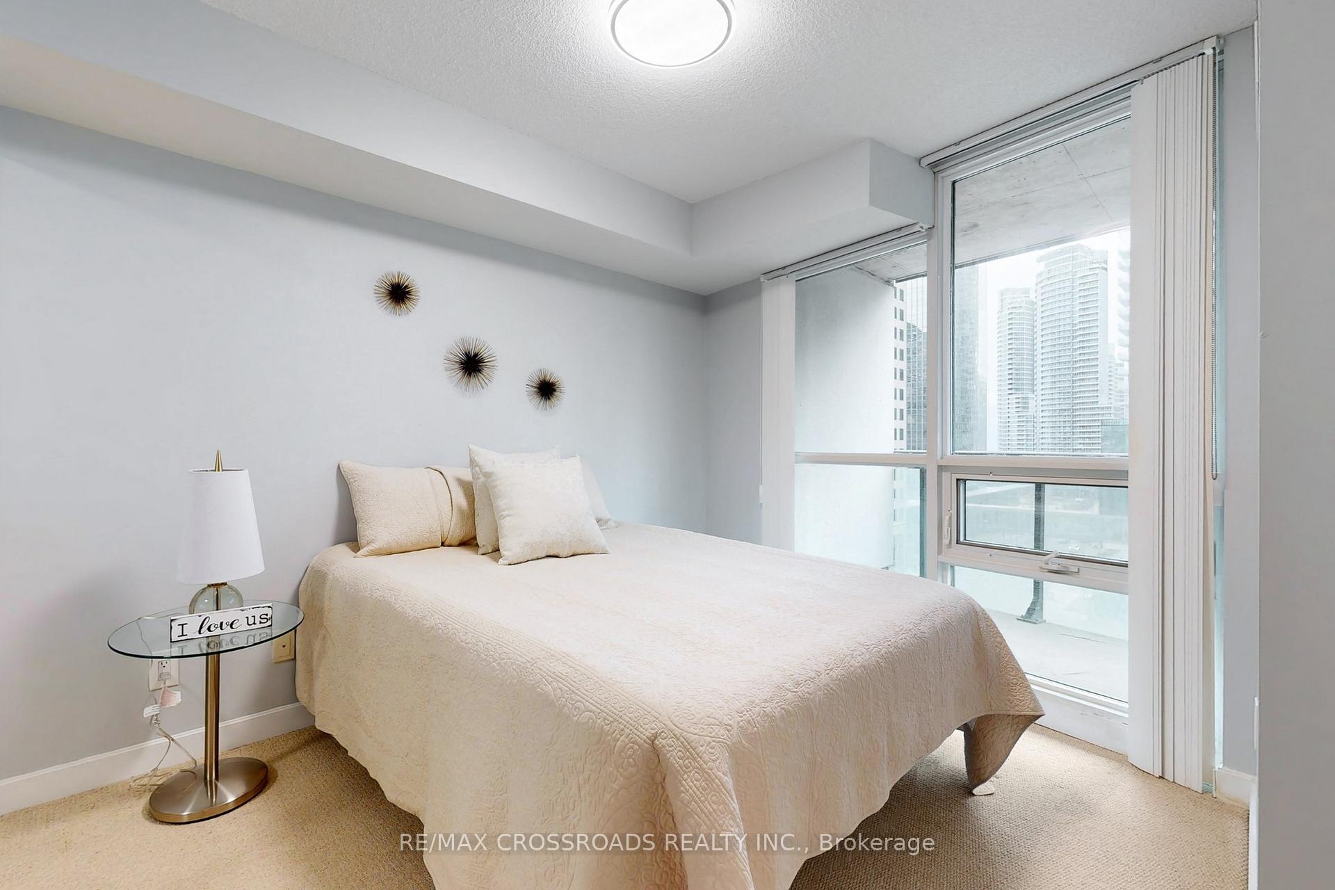 Photo 9 of Unit 813, 33 Bay Street, Toronto, Waterfront Communities — HOMEH