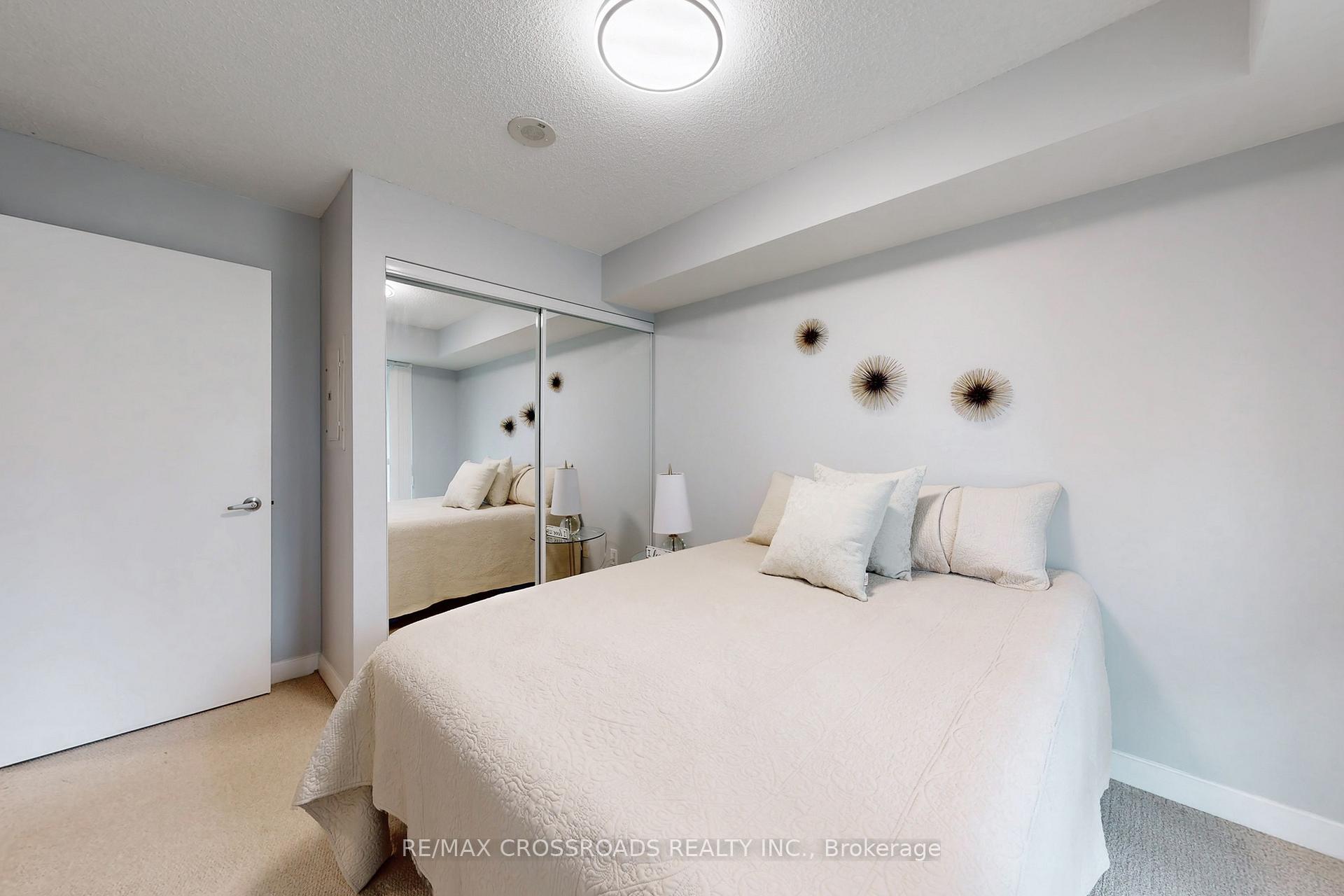 Photo 11 of Unit 813, 33 Bay Street, Toronto, Waterfront Communities — HOMEH