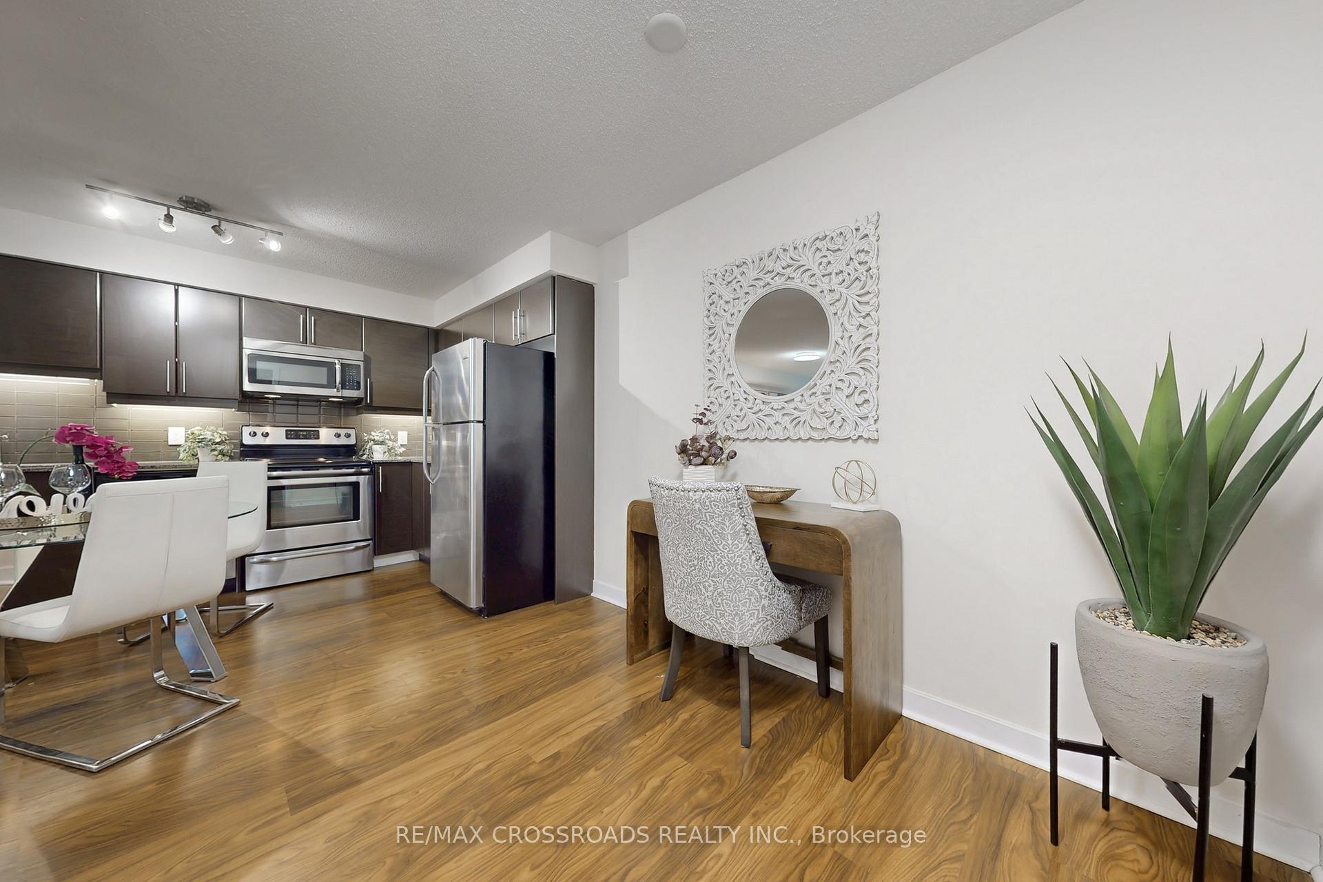 Photo 14 of Unit 813, 33 Bay Street, Toronto, Waterfront Communities — HOMEH