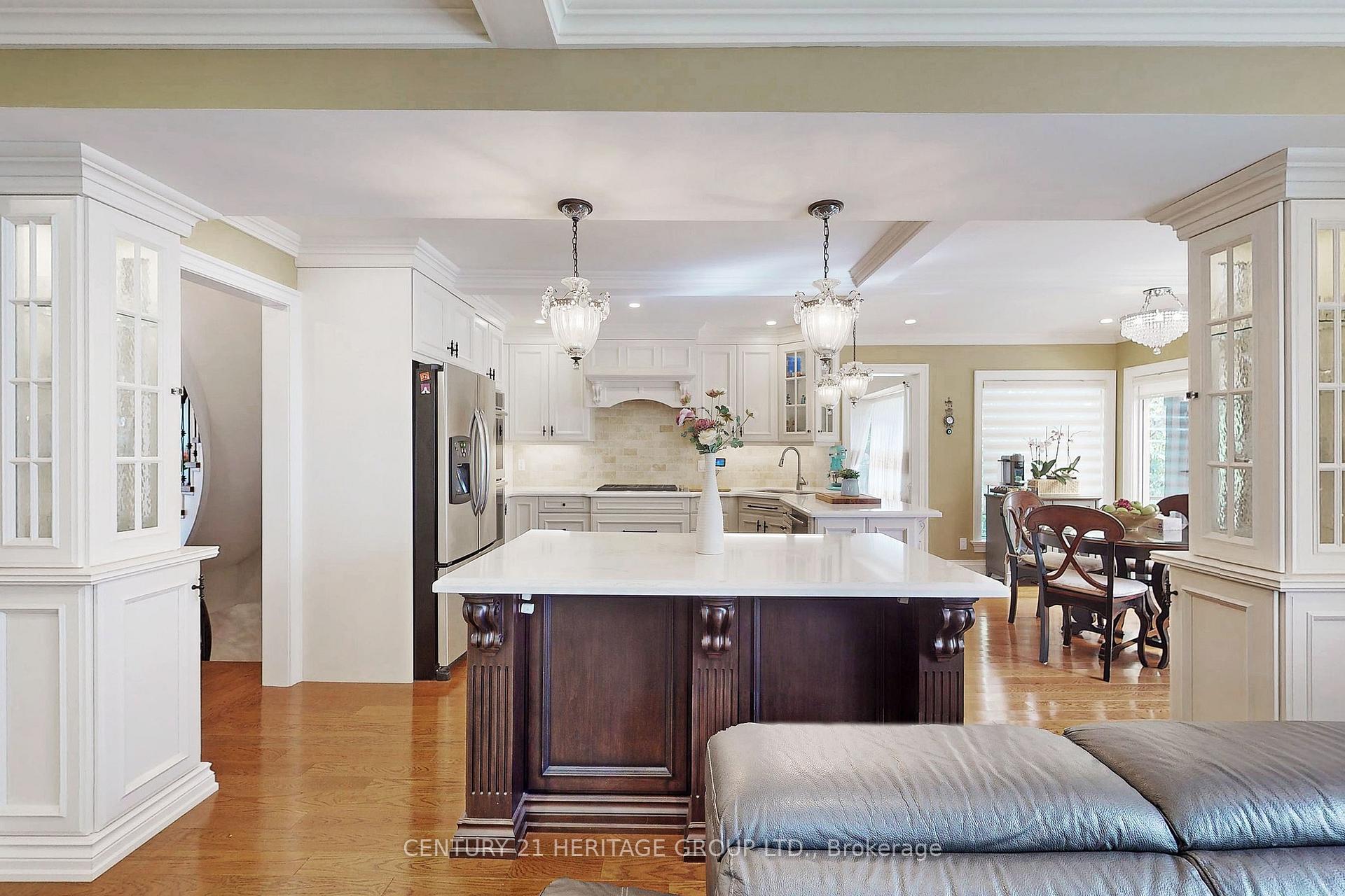 Photo 6 of 8 Petch Crescent, Aurora, Aurora Highlands — HOMEH