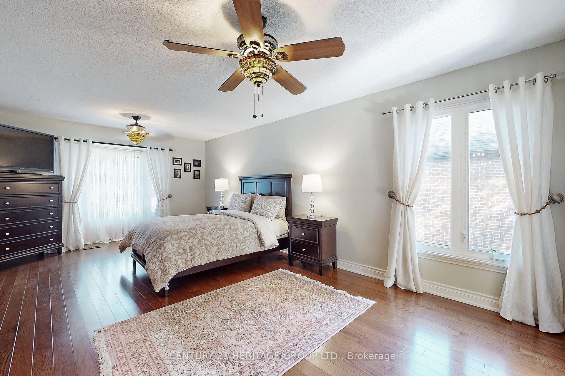 Photo 15 of 8 Petch Crescent, Aurora, Aurora Highlands — HOMEH